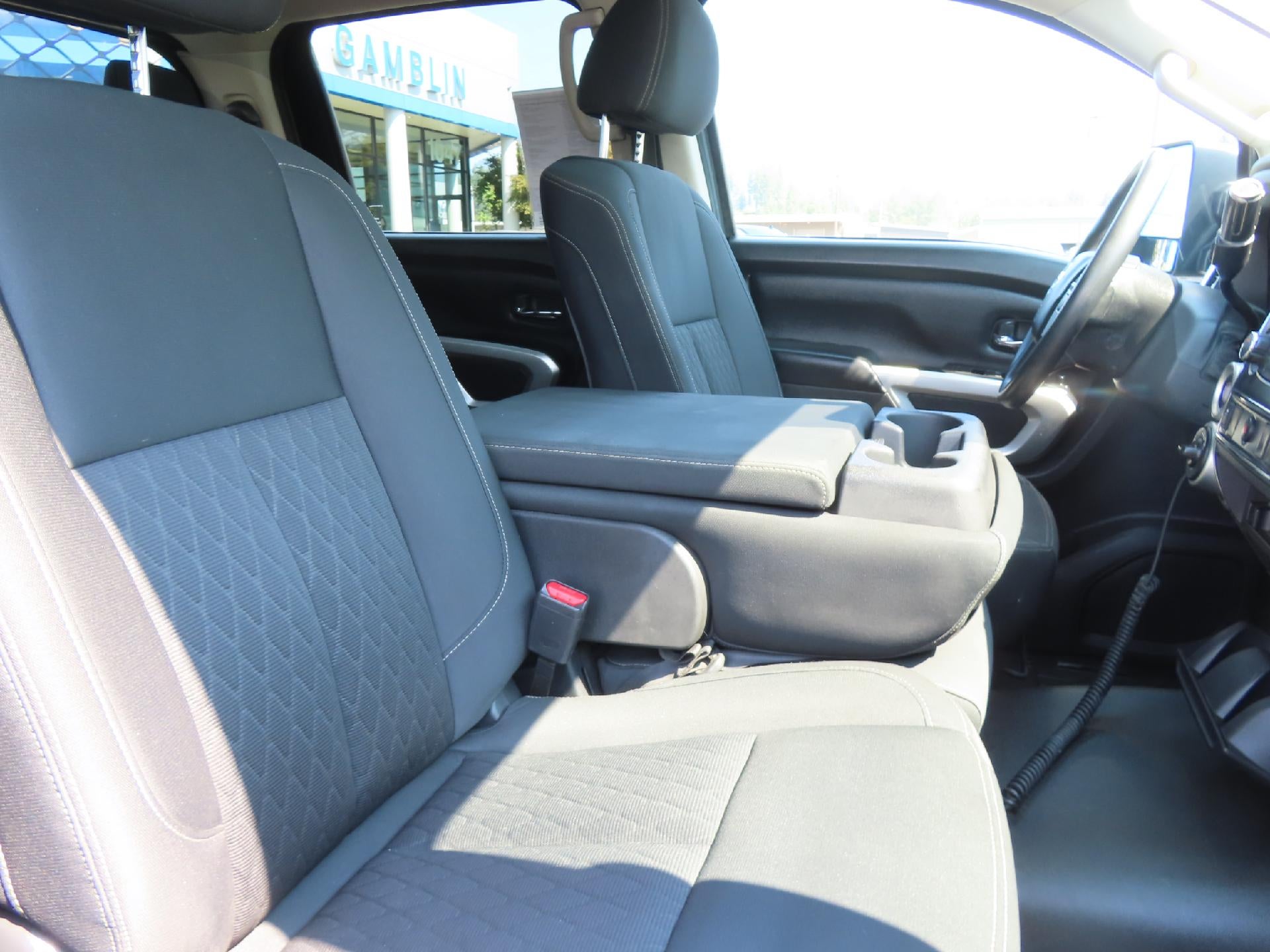 2018 Nissan TITAN XD SV