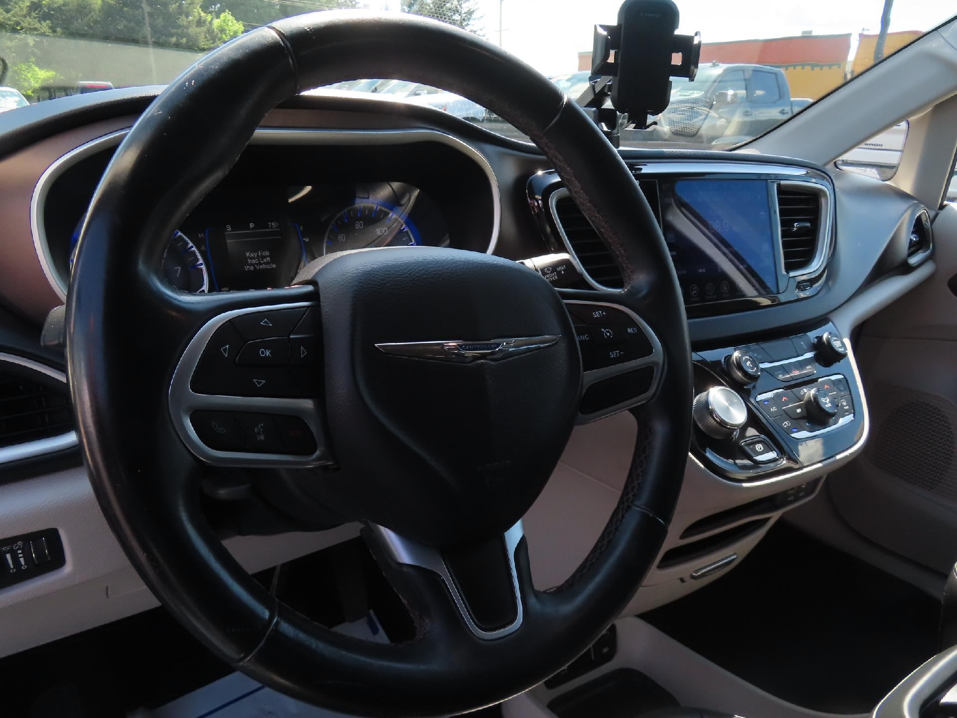 2017 Chrysler Pacifica Touring L
