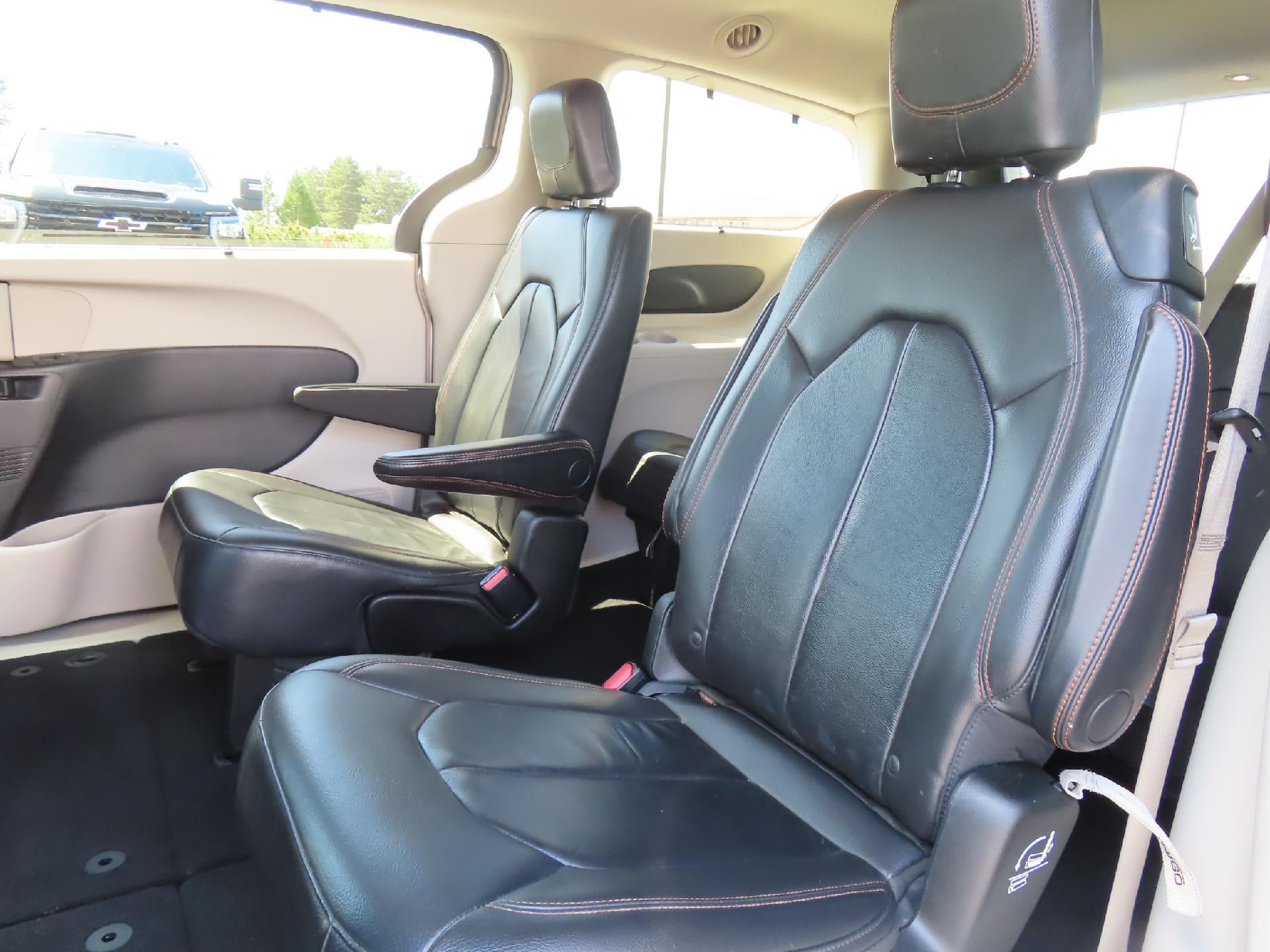 2017 Chrysler Pacifica Touring L