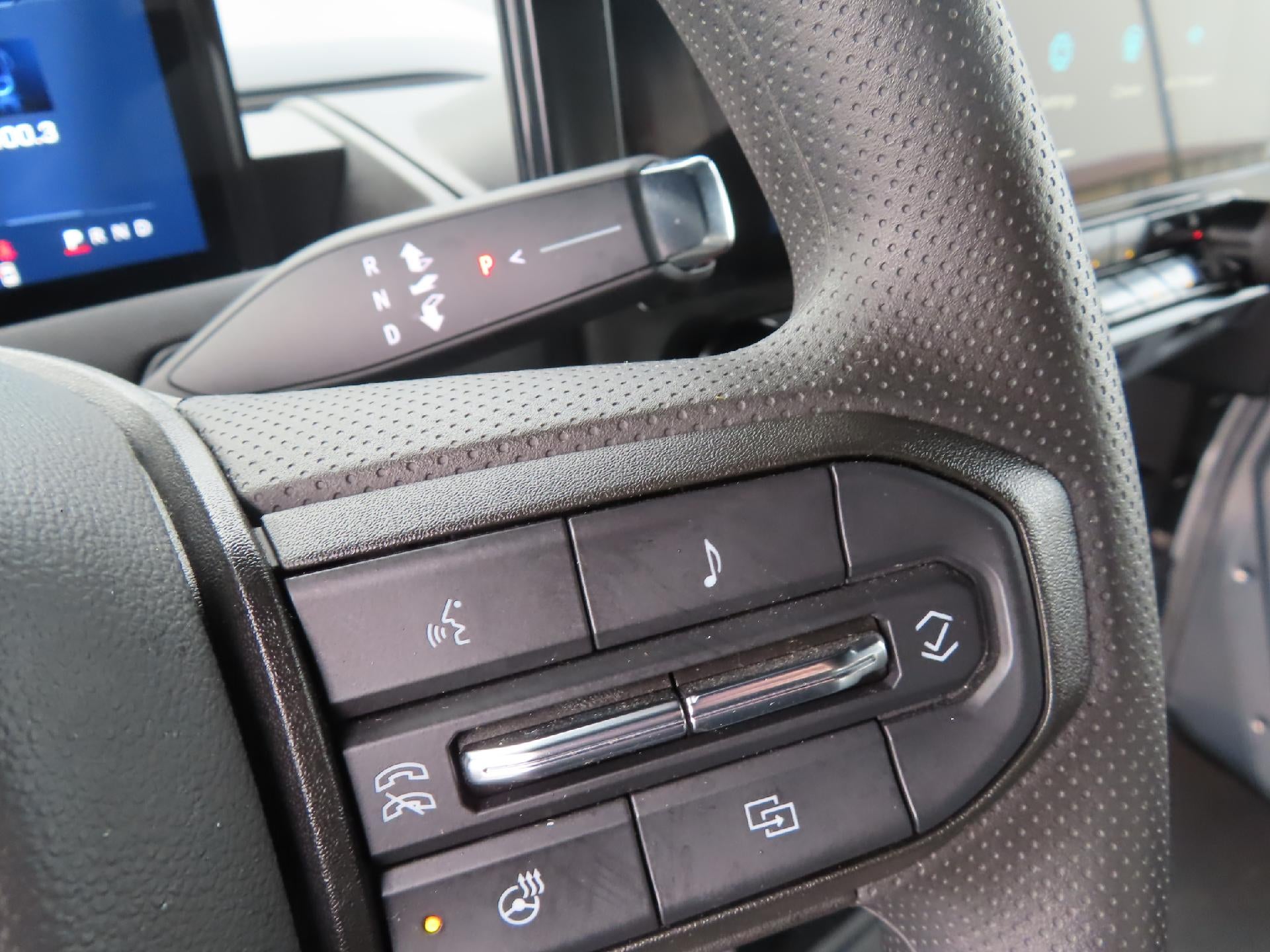 2024 BrightDrop Zevo 400 Base