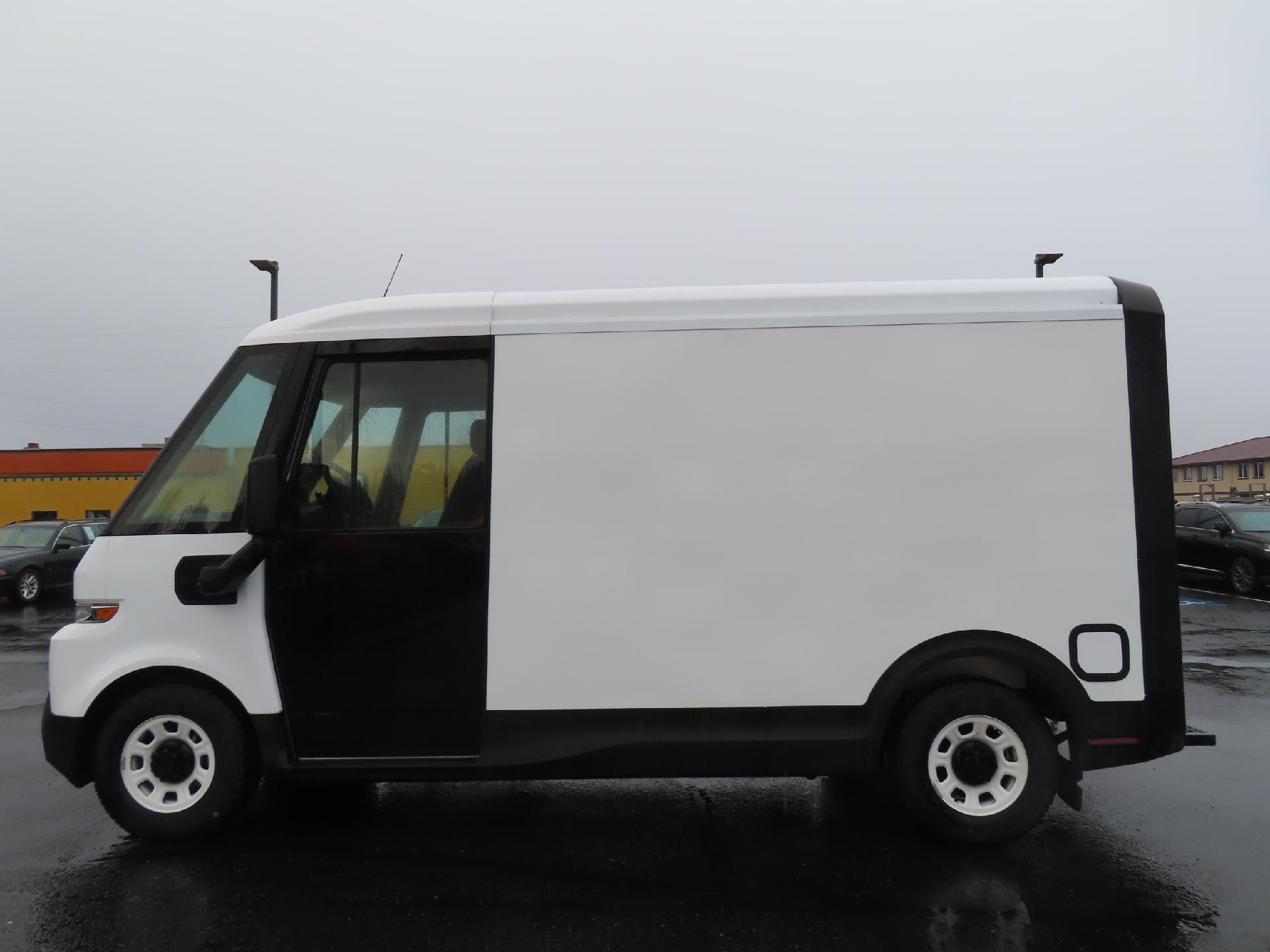 2024 BrightDrop Zevo 400 Base