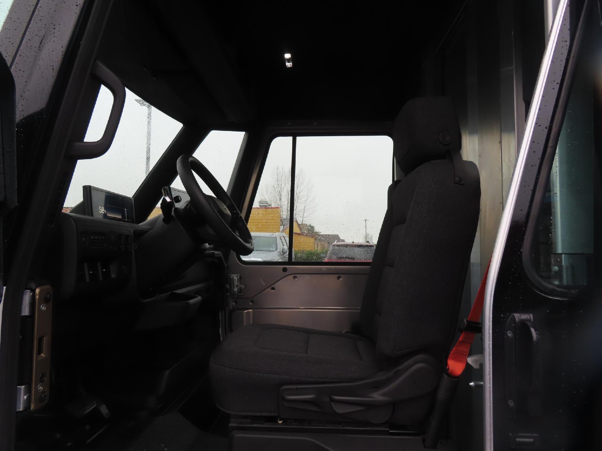 2024 BrightDrop Zevo 600 Base