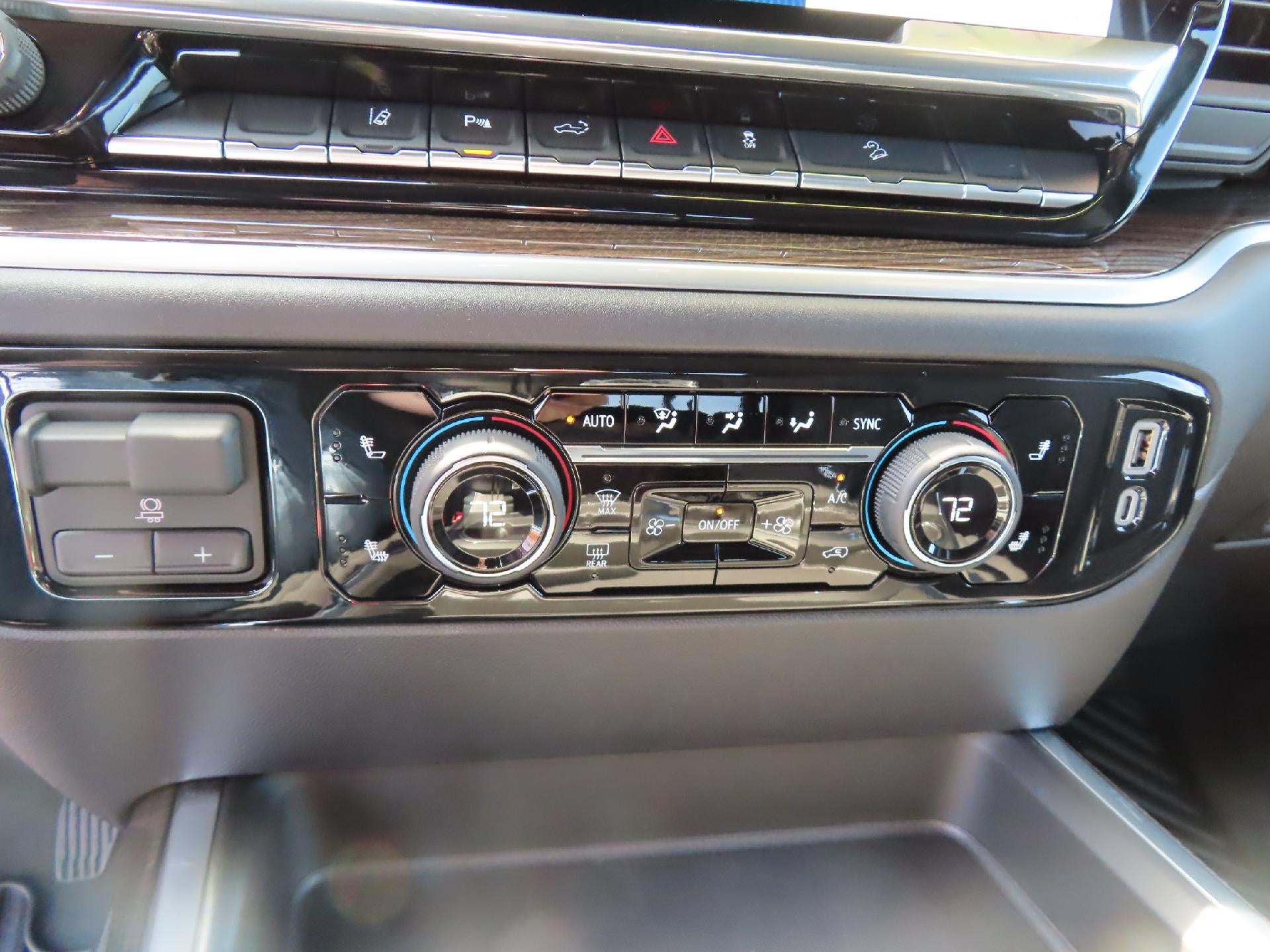 2026 Chevrolet Silverado 2500 HD CC STD BED 2500 LT 4WD