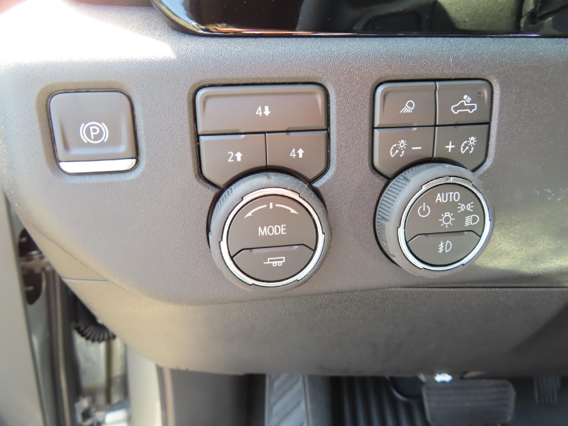 2026 Chevrolet Silverado 2500 HD CC STD BED 2500 LT 4WD