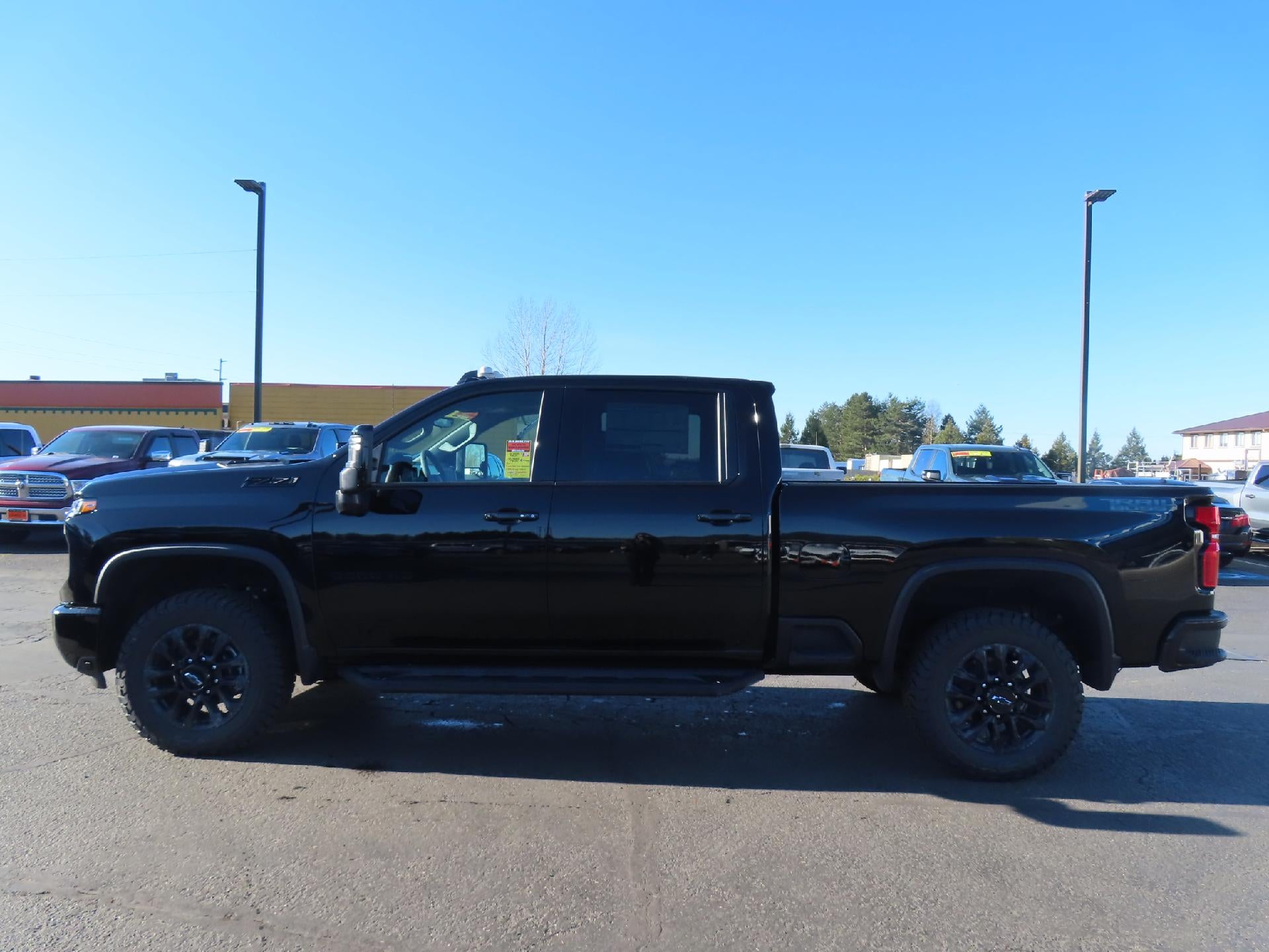 2026 Chevrolet Silverado 3500 HD CC STD BED 3500 SRW LTZ 4WD