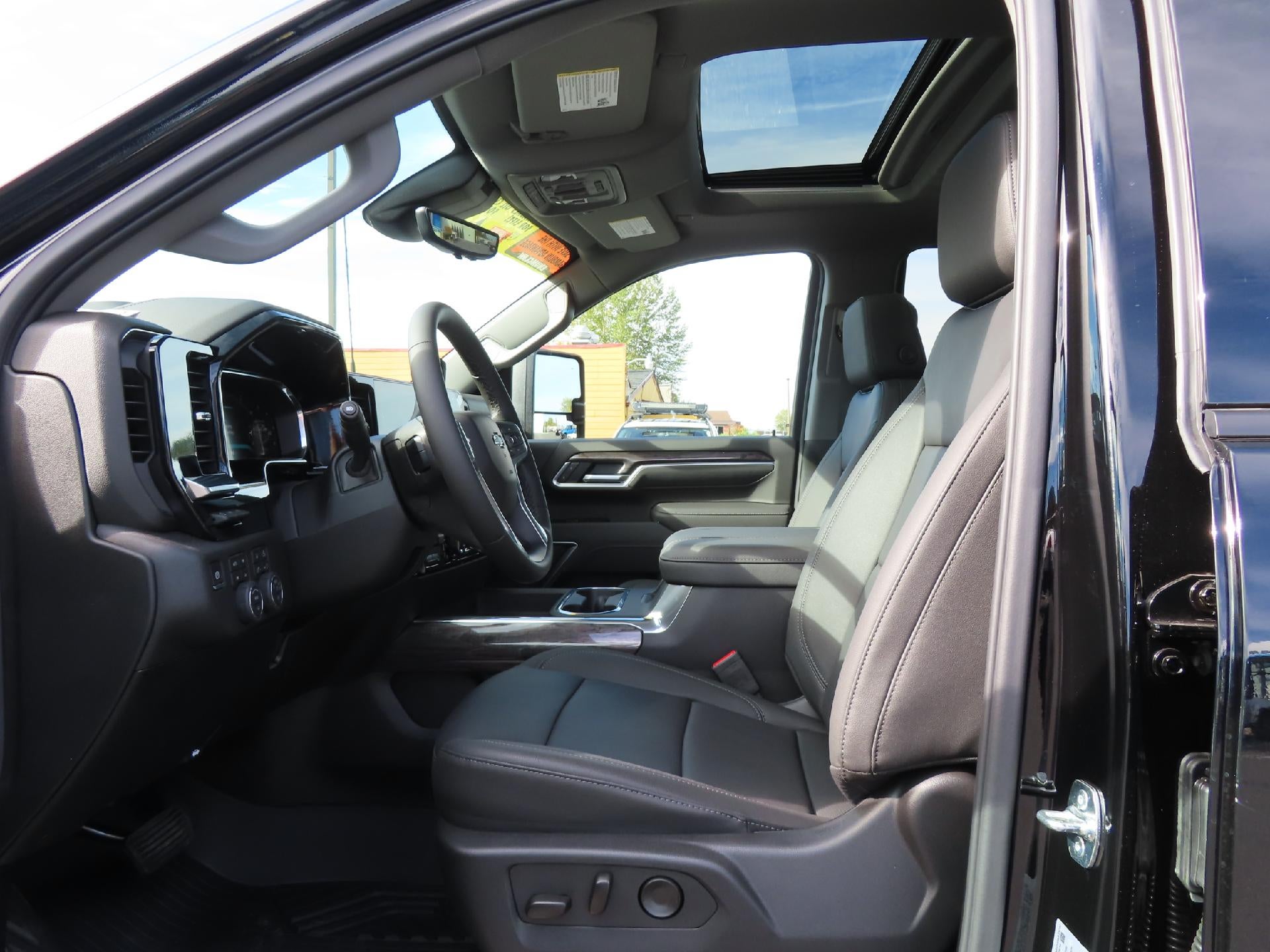 2026 Chevrolet Silverado 3500 HD CC STD BED LTZ 4WD