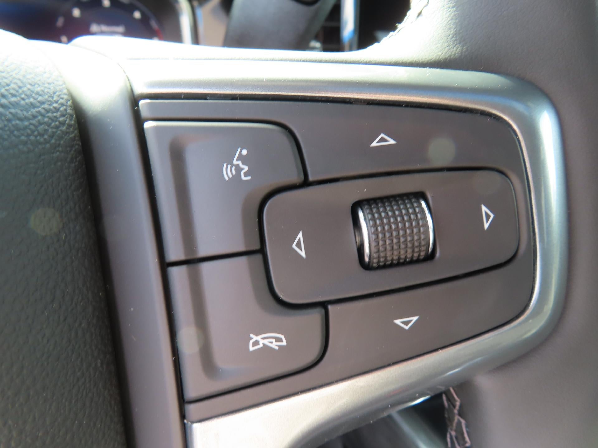 2026 Chevrolet Silverado 3500 HD CC STD BED LTZ 4WD