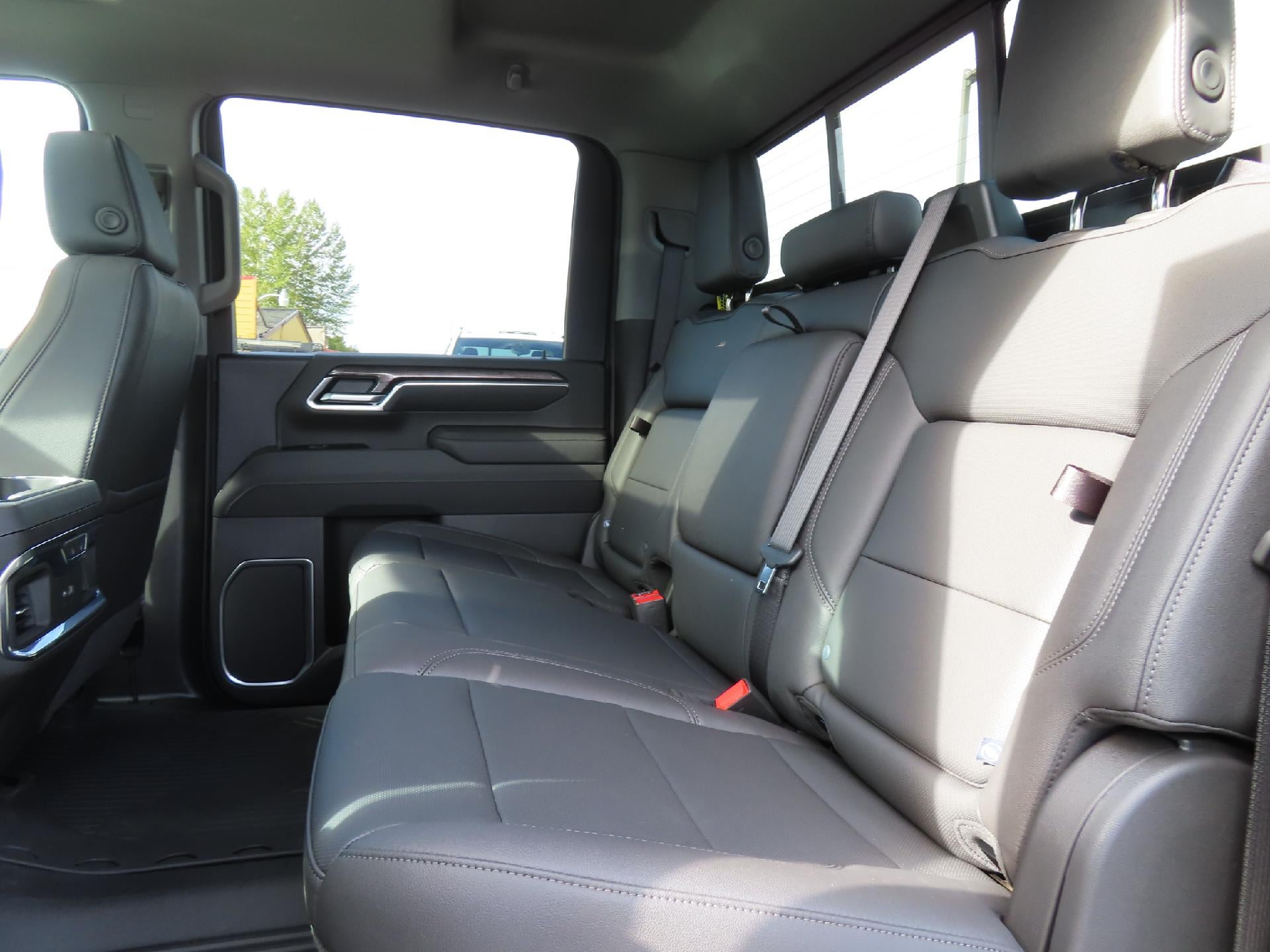 2026 Chevrolet Silverado 3500 HD CC STD BED LTZ 4WD