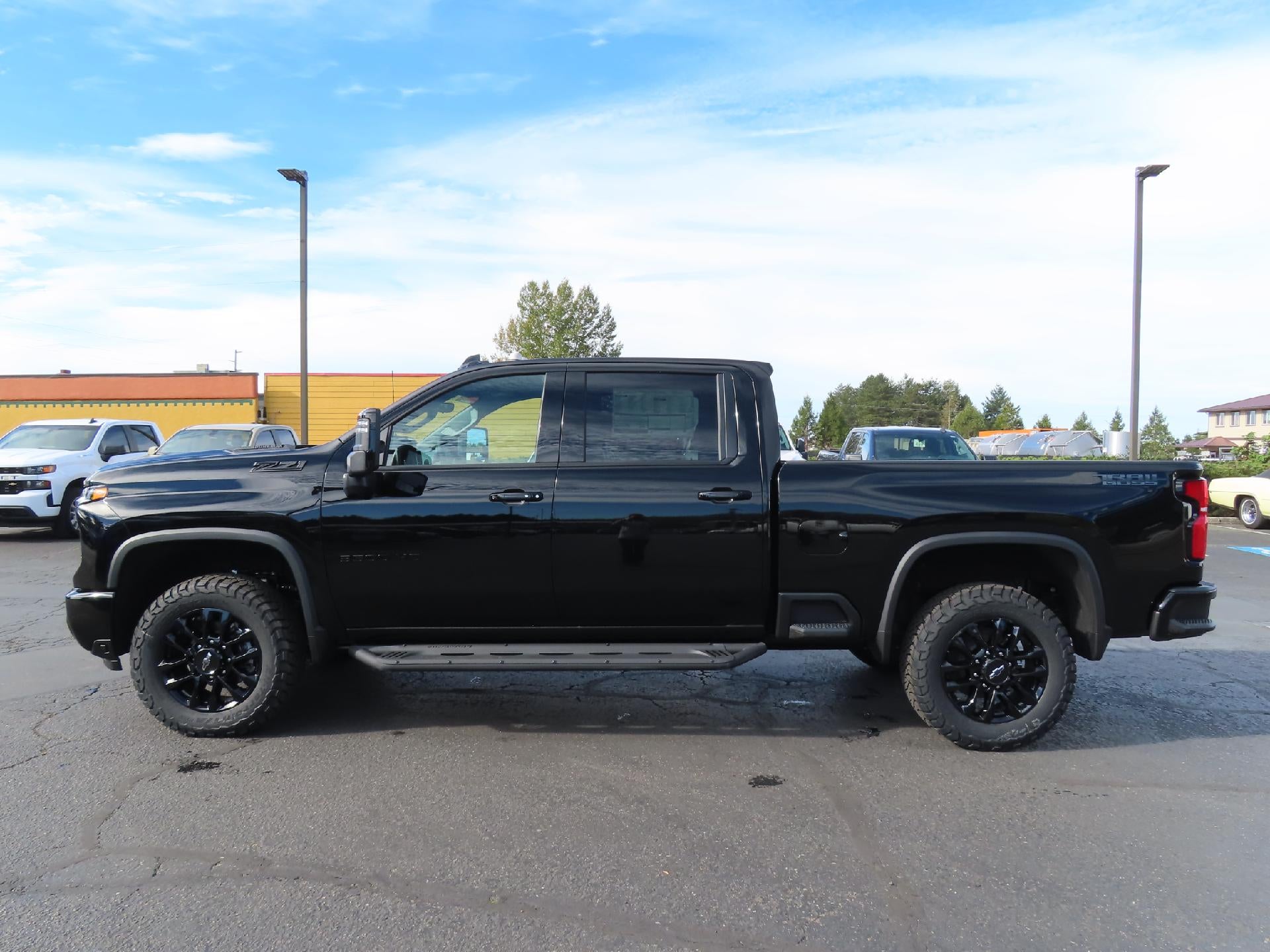 2026 Chevrolet Silverado 3500 HD CC STD BED LTZ 4WD