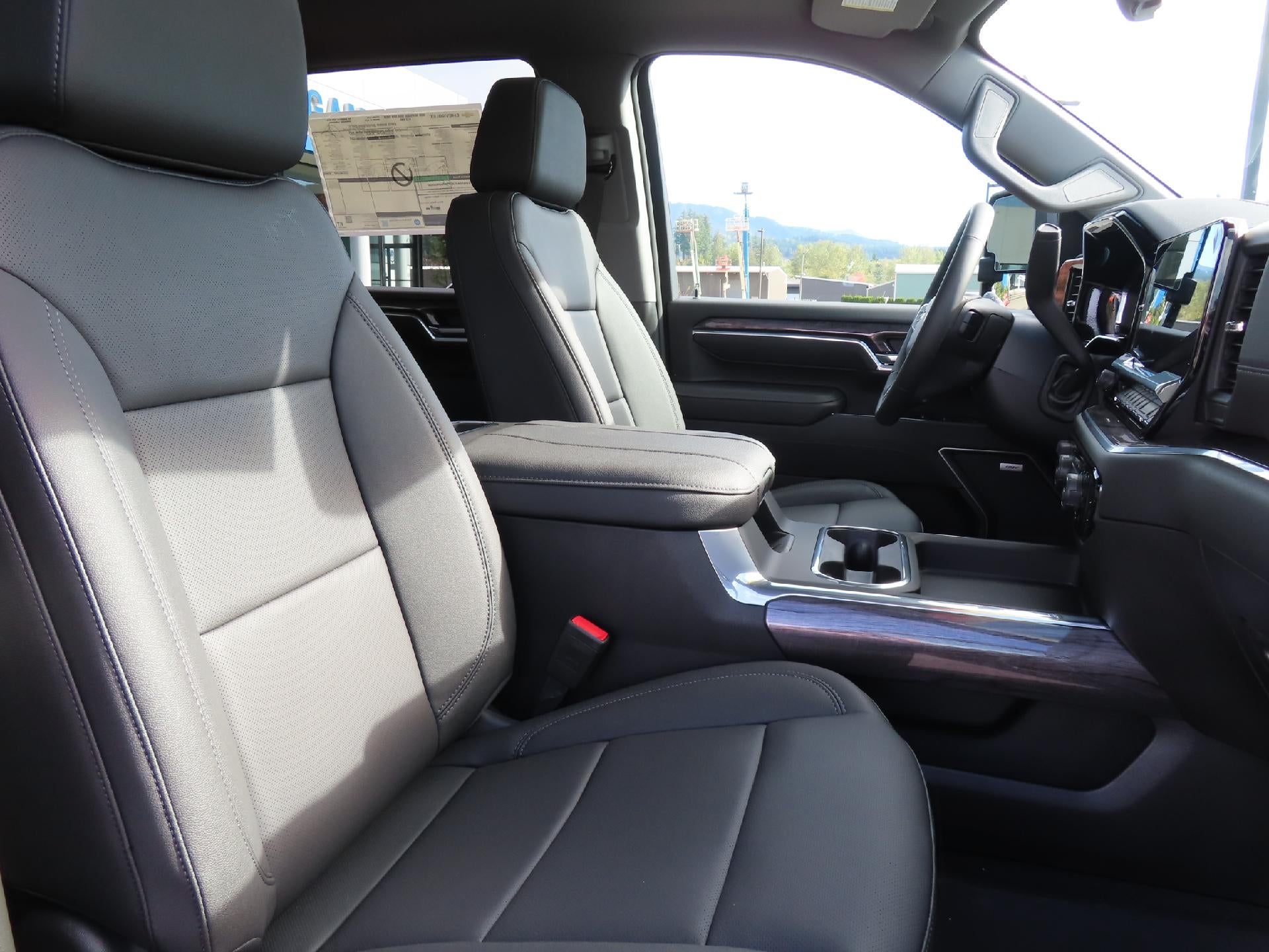 2026 Chevrolet Silverado 3500 HD CC STD BED LTZ 4WD