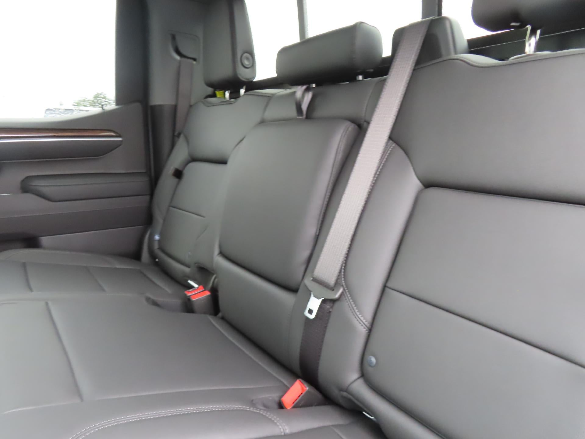 2026 Chevrolet Silverado 1500 CC SB 1500 RST 4WD