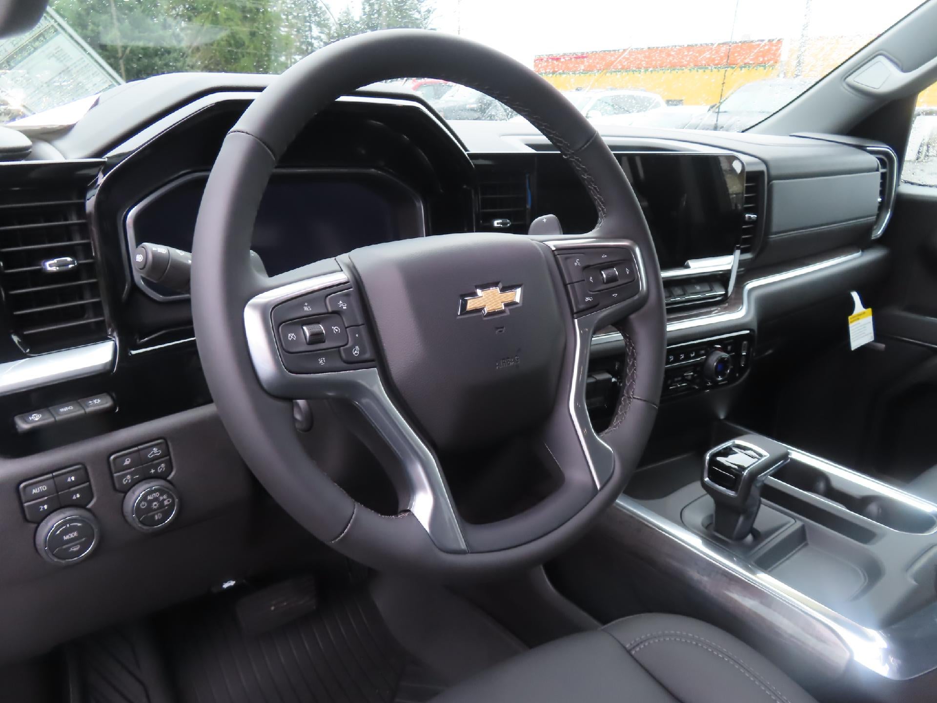 2026 Chevrolet Silverado 1500 CC SHORT BED LTZ 4WD