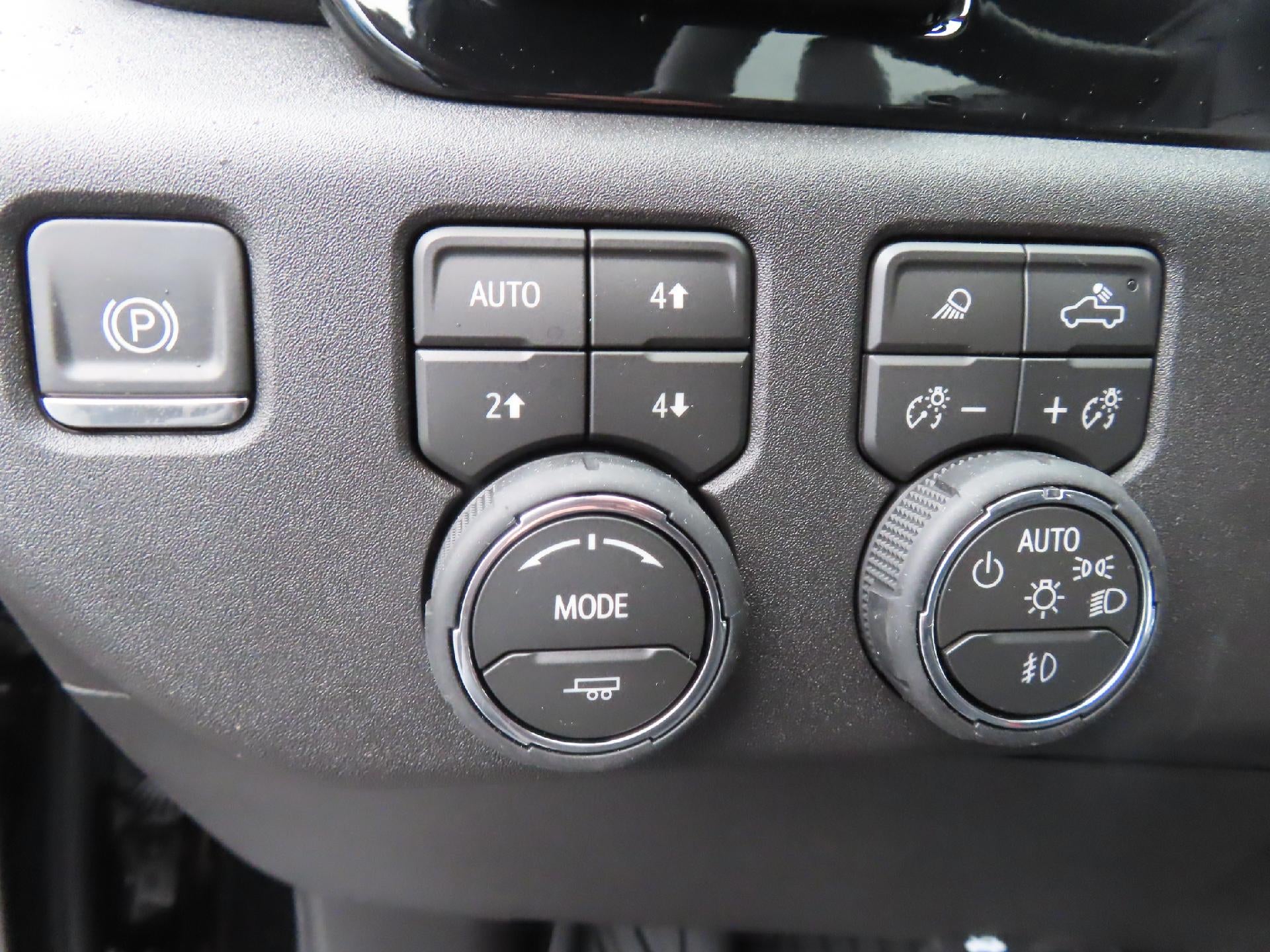 2026 Chevrolet Silverado 1500 CC SHORT BED LTZ 4WD