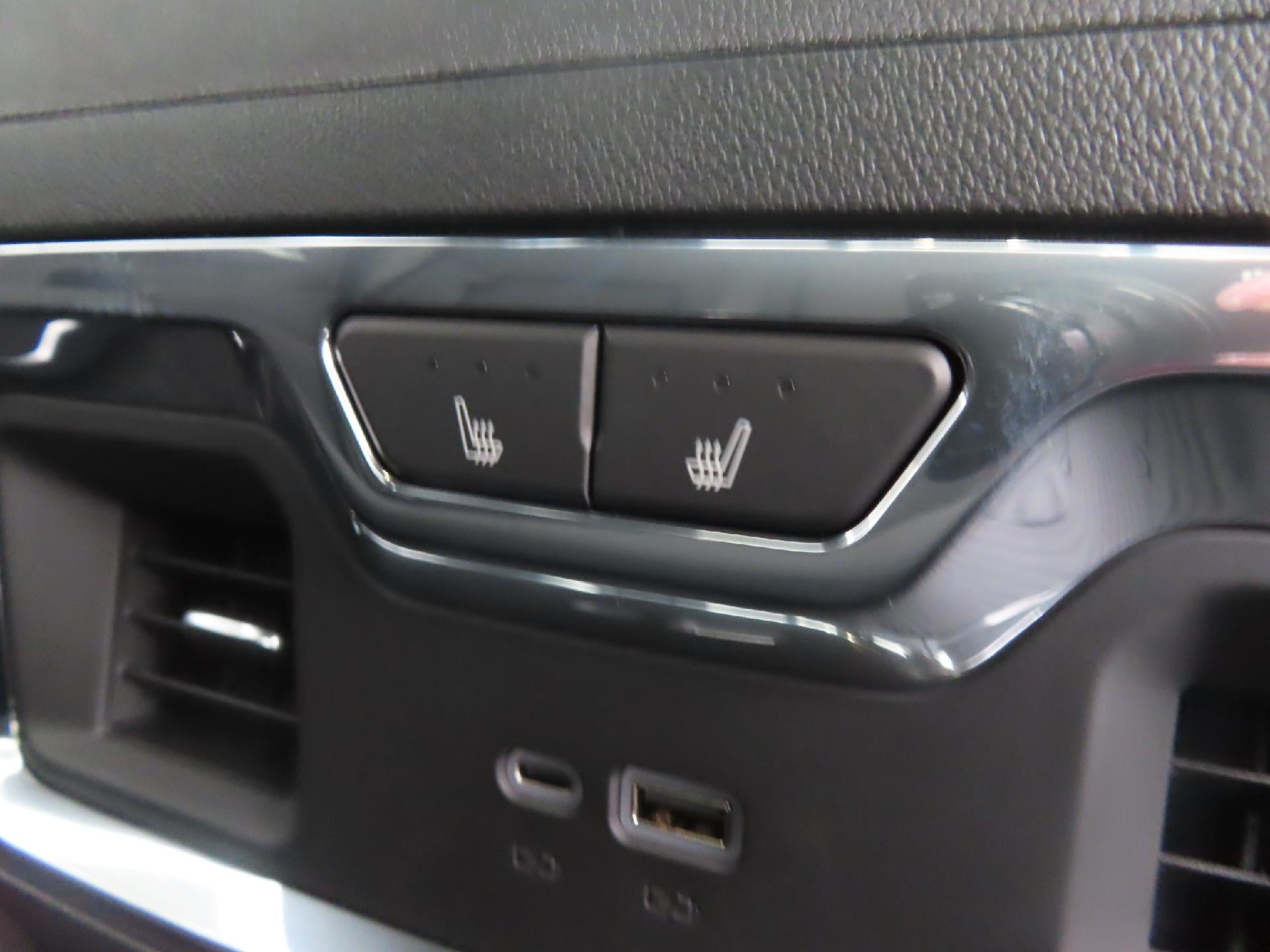 2026 Chevrolet Silverado 1500 CC SHORT BED LTZ 4WD