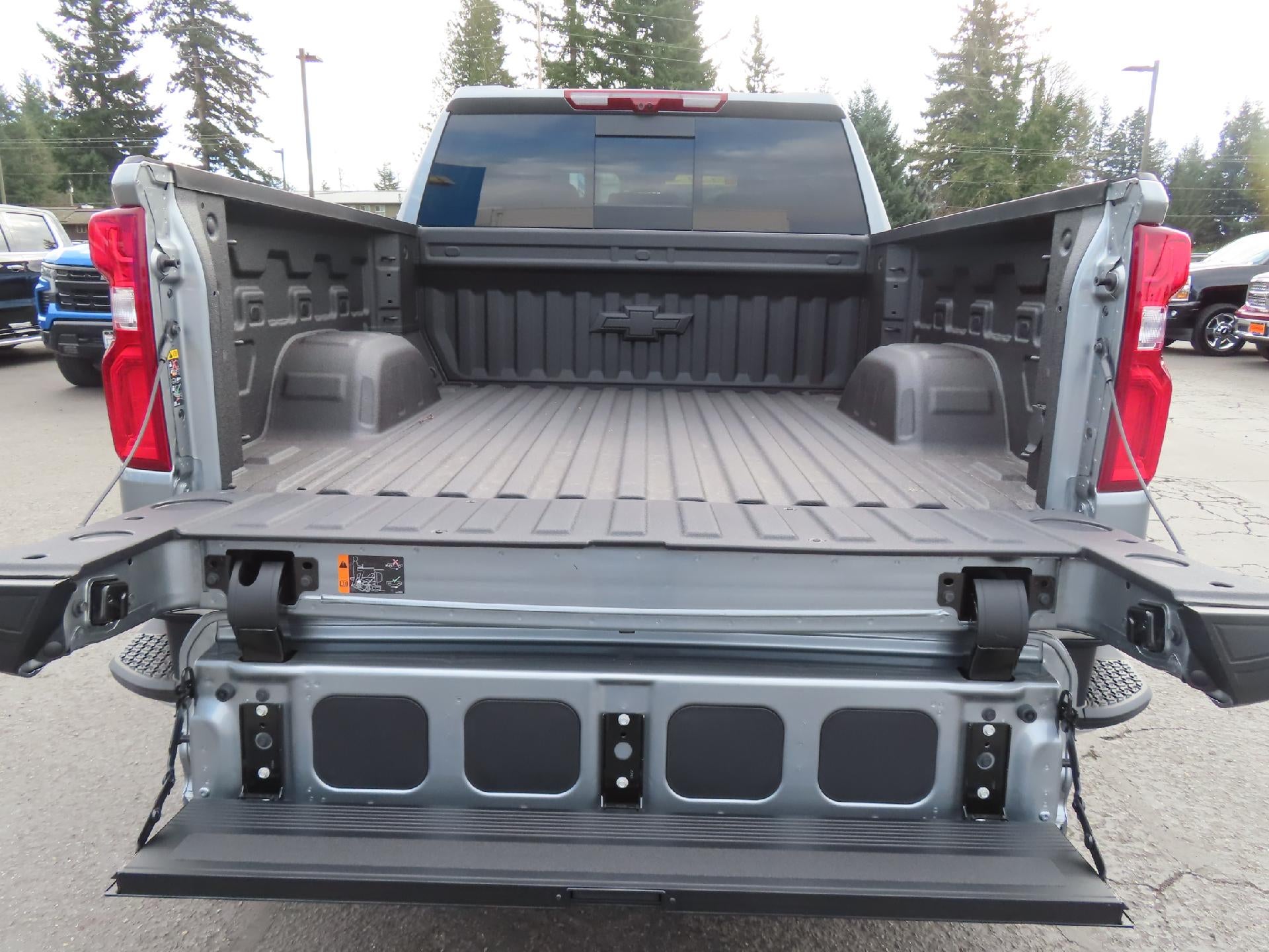 2026 Chevrolet Silverado 1500 CC SHORT BED LTZ 4WD