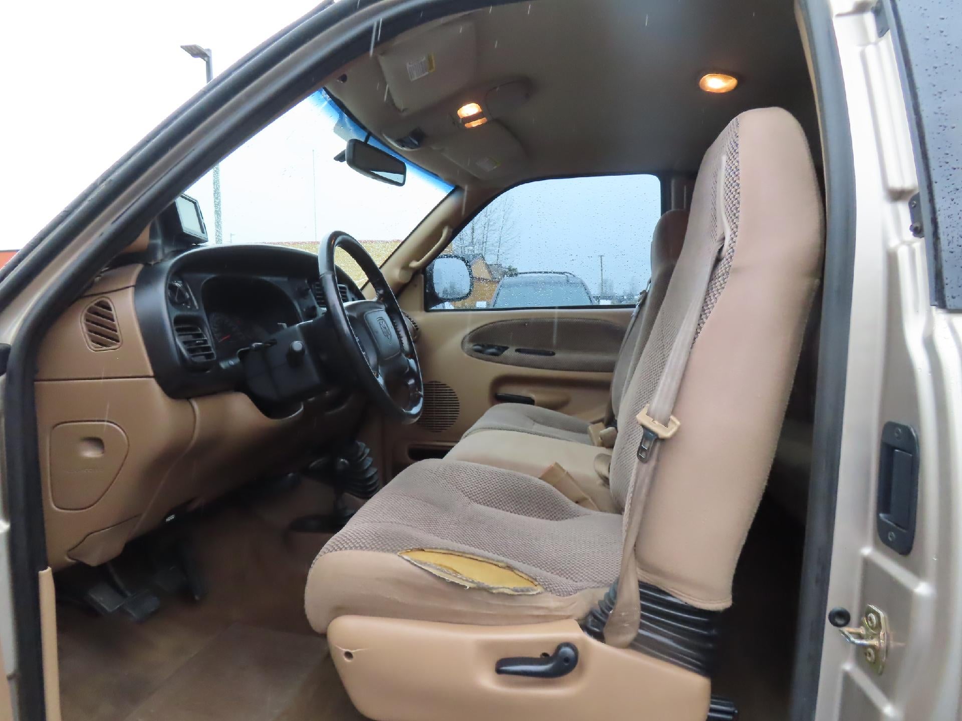 2002 Dodge Ram 2500 SLT