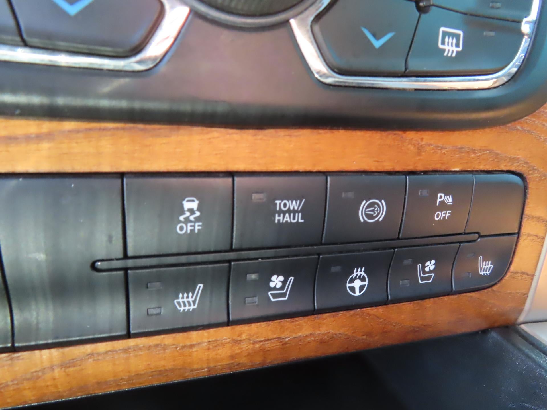 2015 RAM 2500 Laramie Longhorn