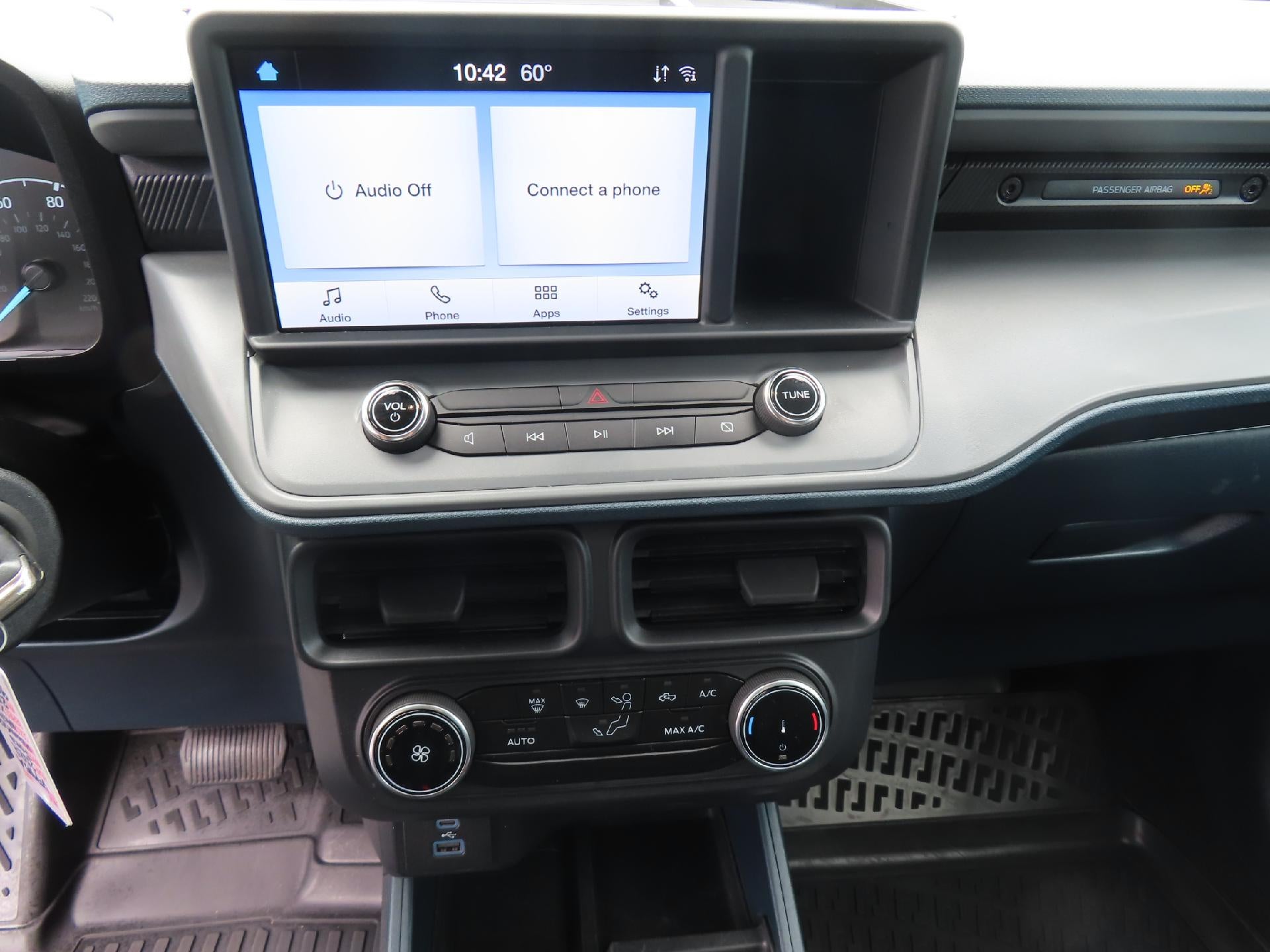 2024 Ford Maverick XL