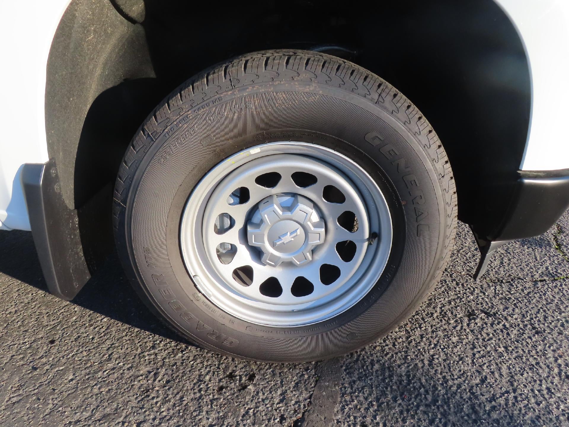 2026 Chevrolet Silverado 1500 REG CAB STD BED WORK TRUCK 2WD