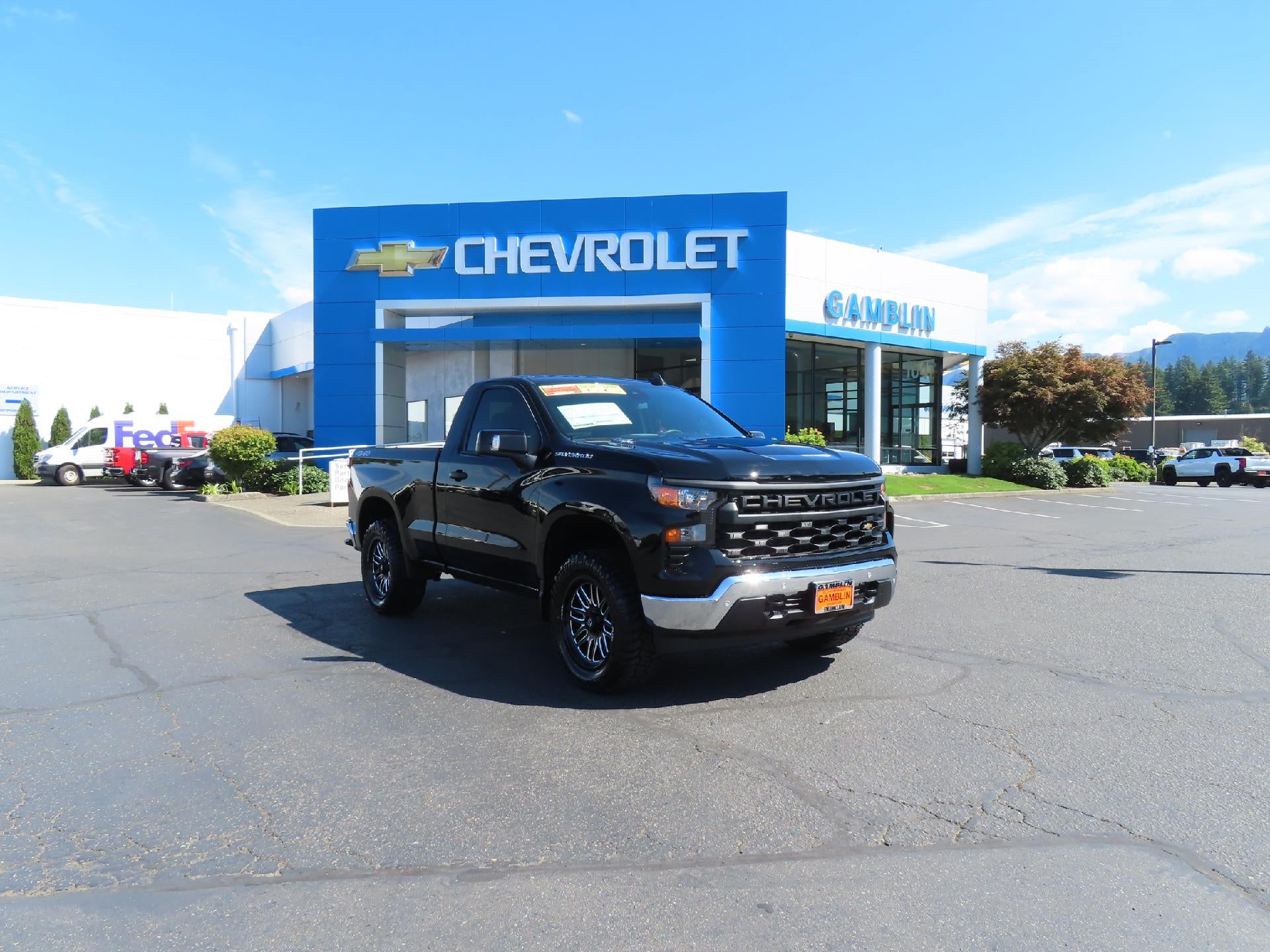 2025 Chevrolet Silverado 1500 REGULAR CAB STD BED WORK TRUCK 4WD