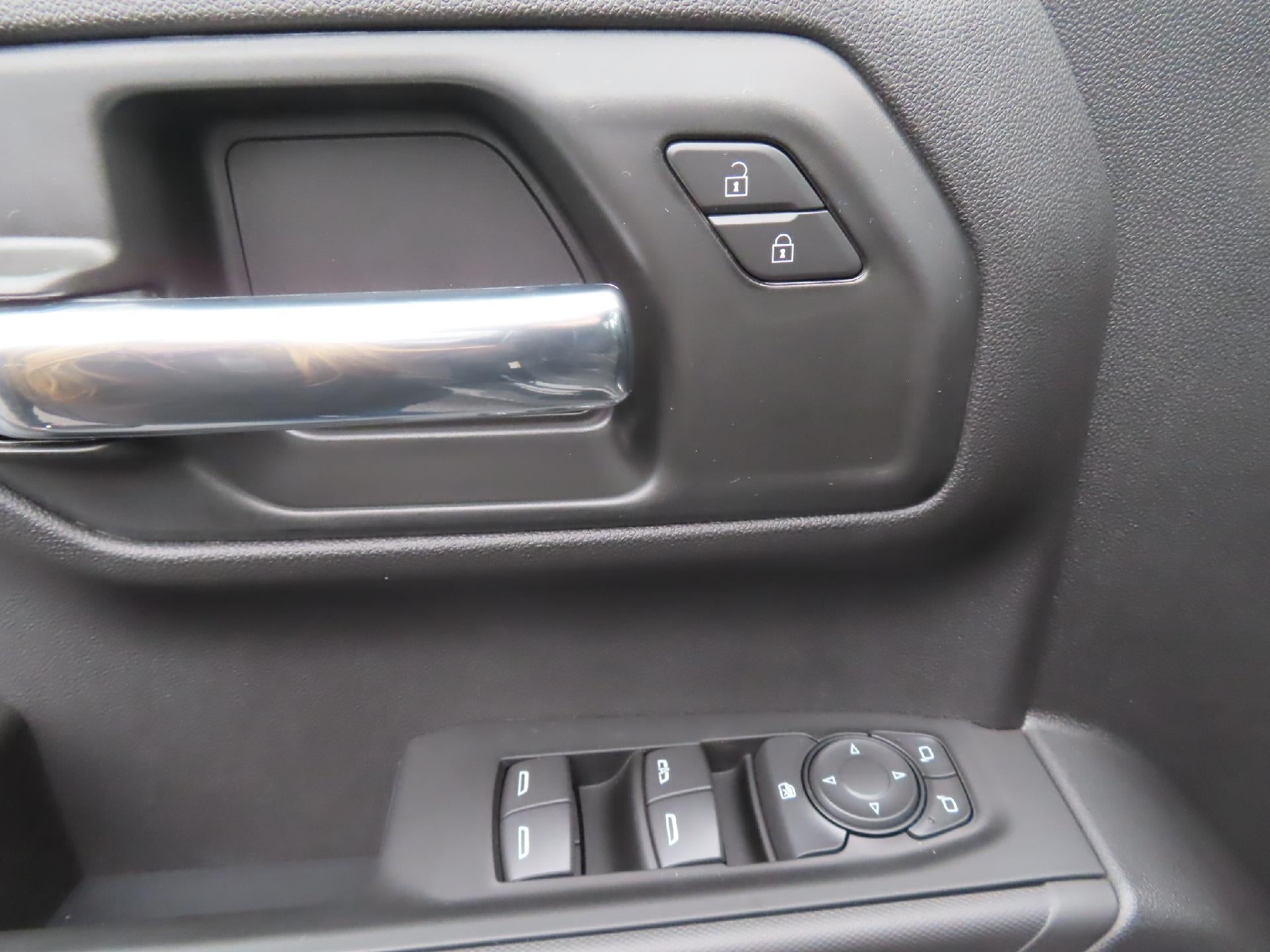 2026 Chevrolet Silverado 1500 CC SB Custom Trail Boss 4WD