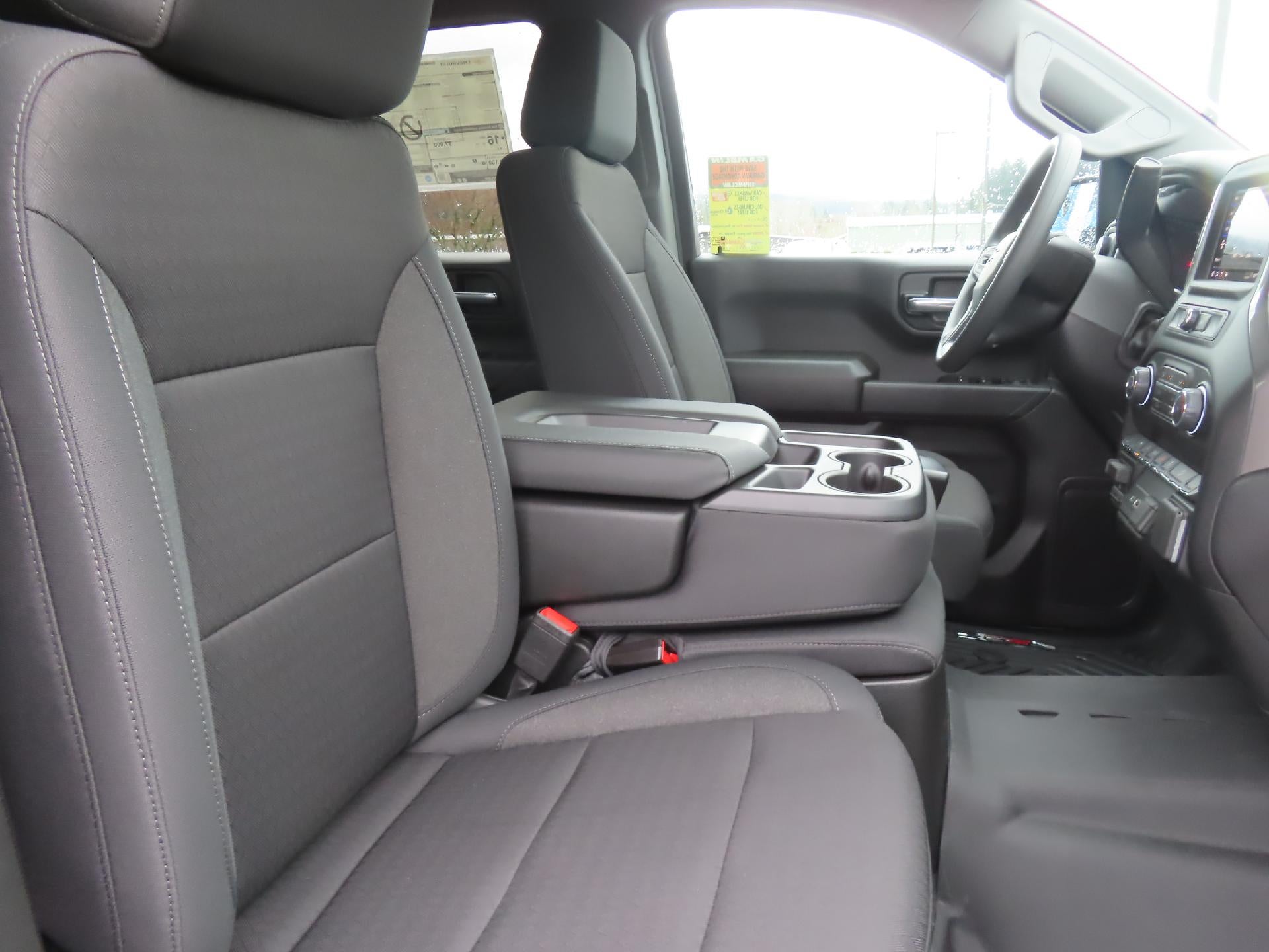 2026 Chevrolet Silverado 1500 CC SB Custom Trail Boss 4WD