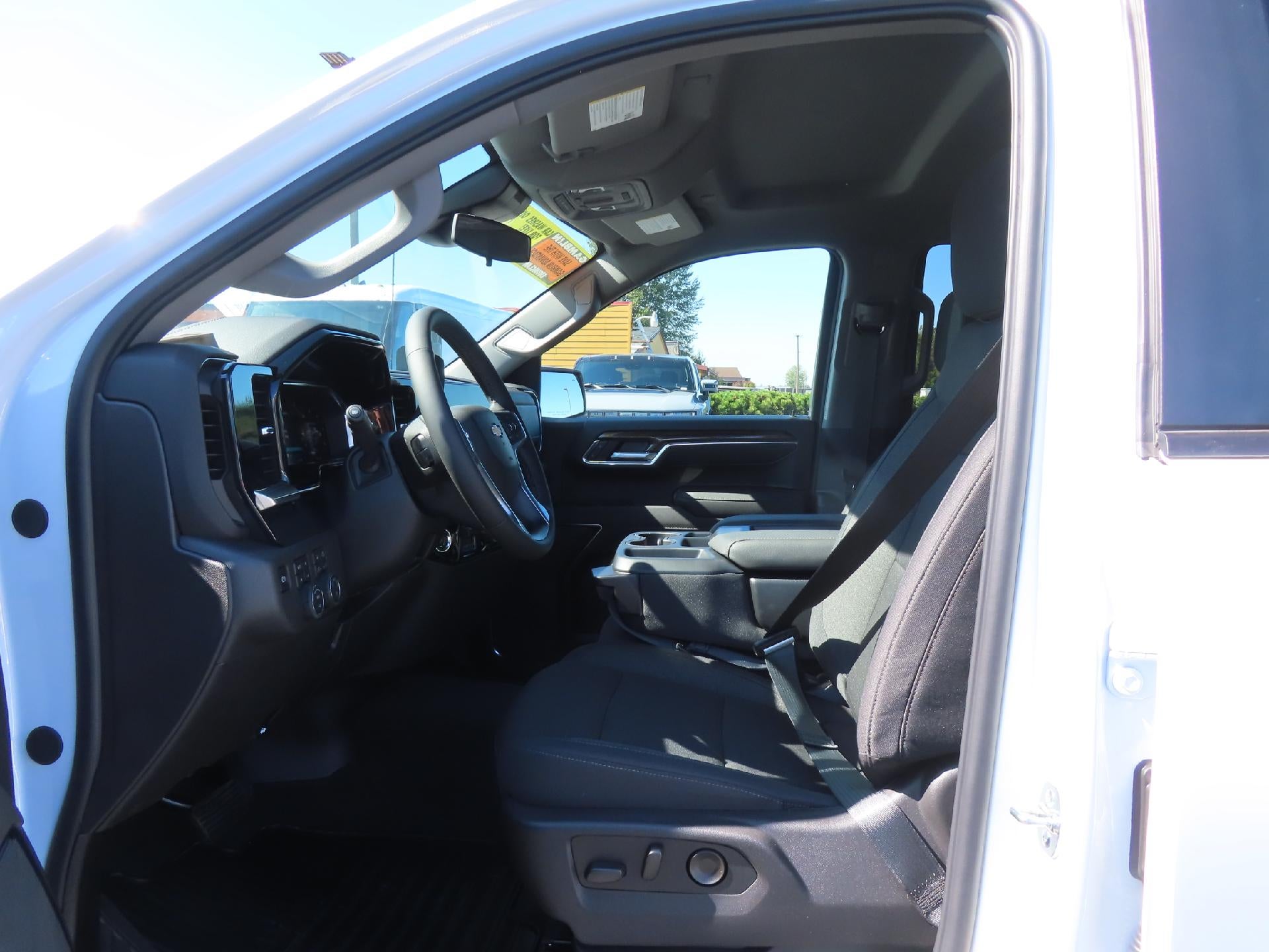 2026 Chevrolet Silverado 1500 LT - Photo 15