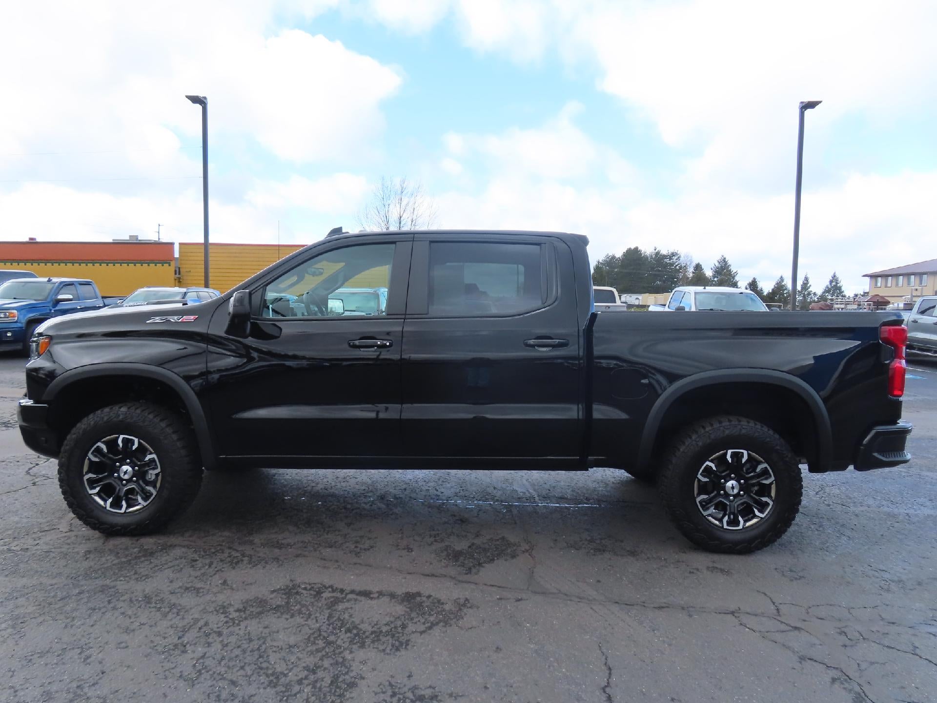 2025 Chevrolet Silverado 1500 ZR2