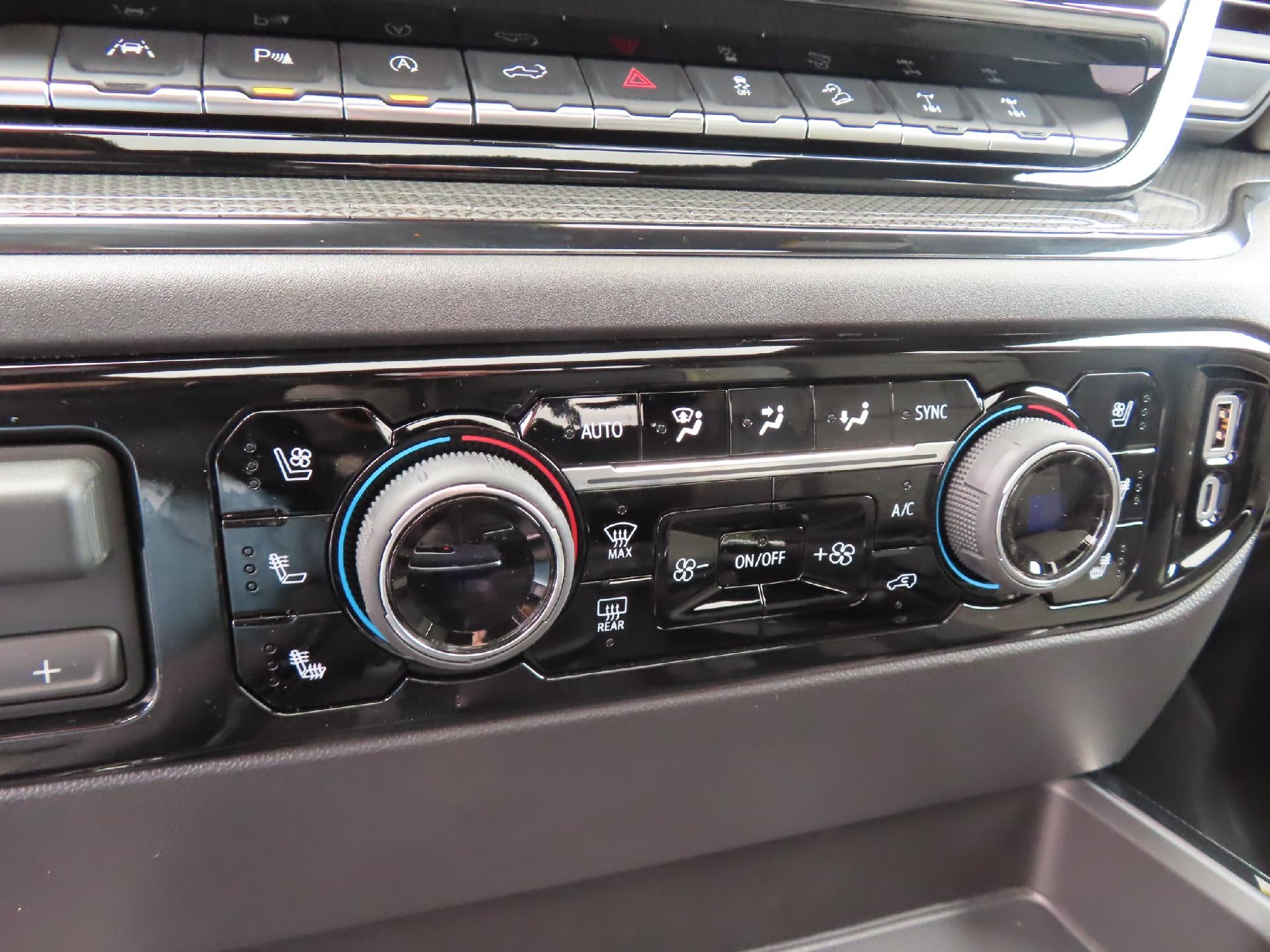 2026 Chevrolet Silverado 1500 CC SB 1500 ZR2 4WD