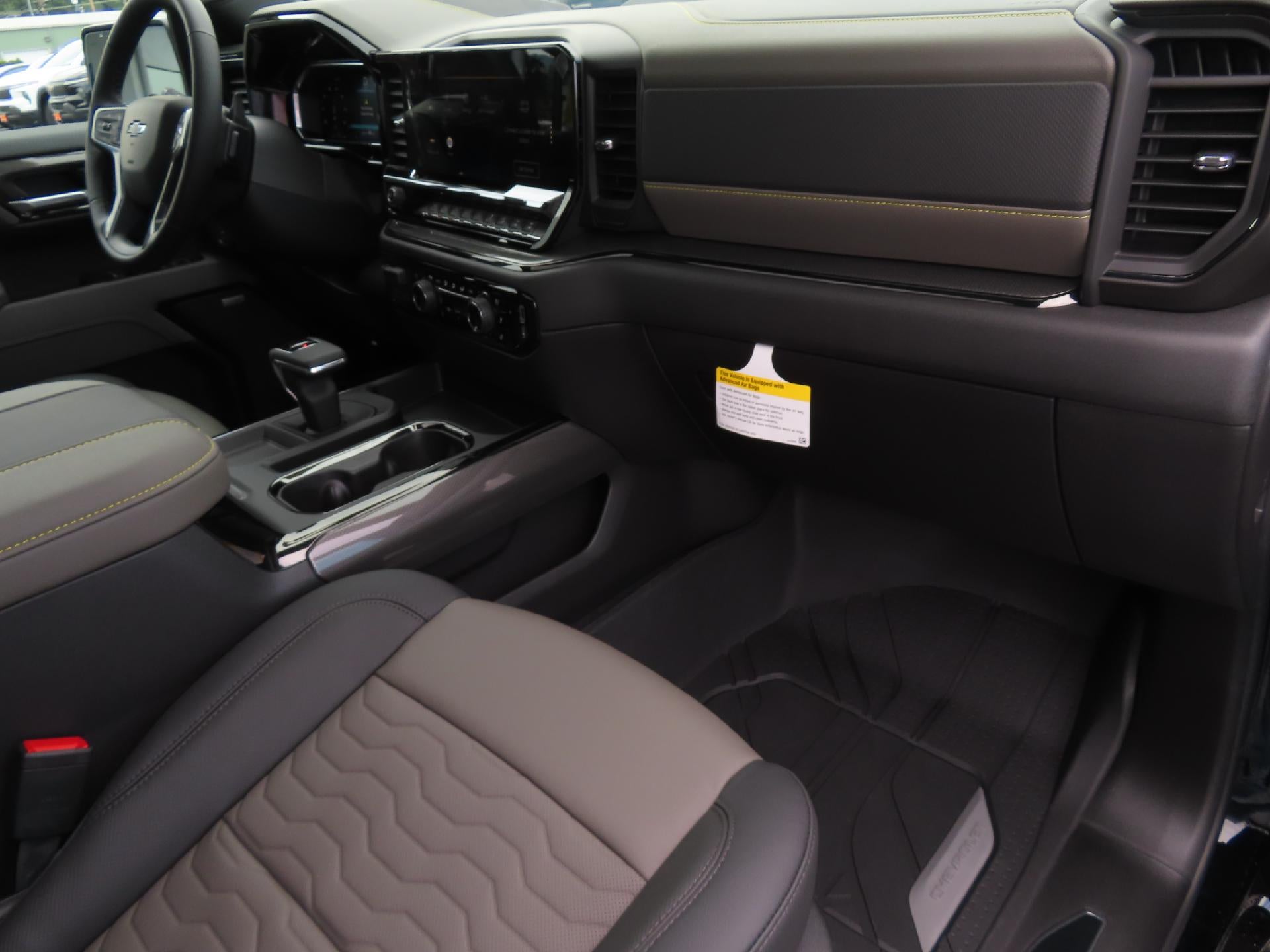 2026 Chevrolet Silverado 1500 CC SB 1500 ZR2 4WD