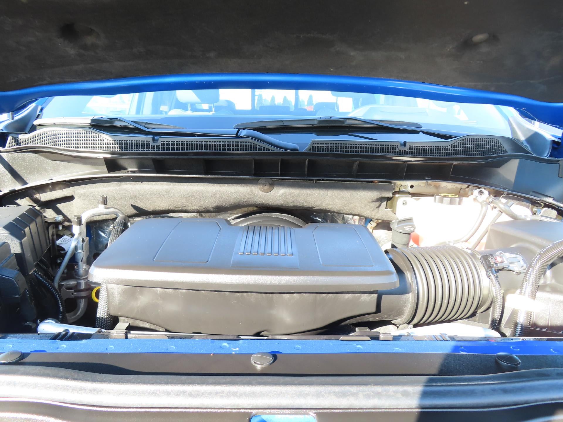 2025 Chevrolet Silverado 1500 ZR2 - Photo 50