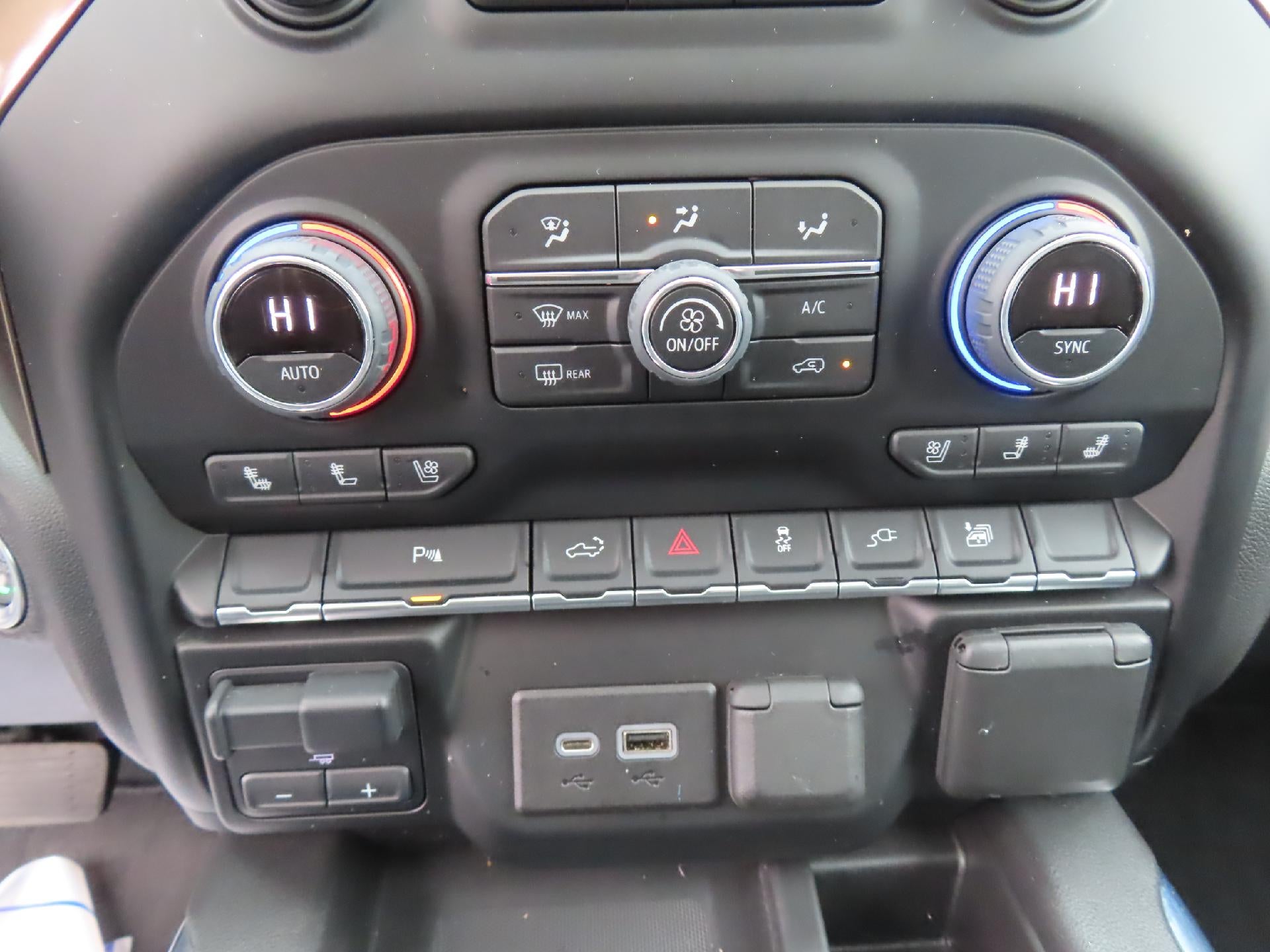 2022 Chevrolet Silverado 1500 LTD High Country