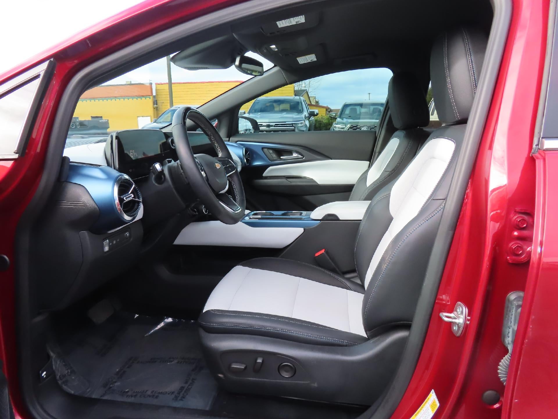 2024 Chevrolet Equinox EV Base