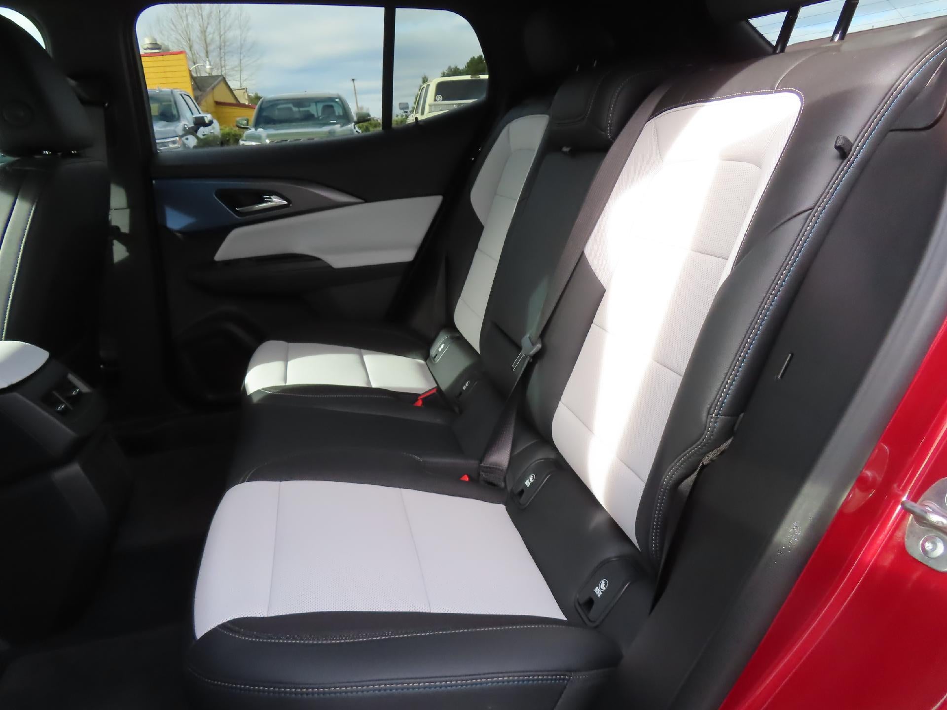 2024 Chevrolet Equinox EV Base