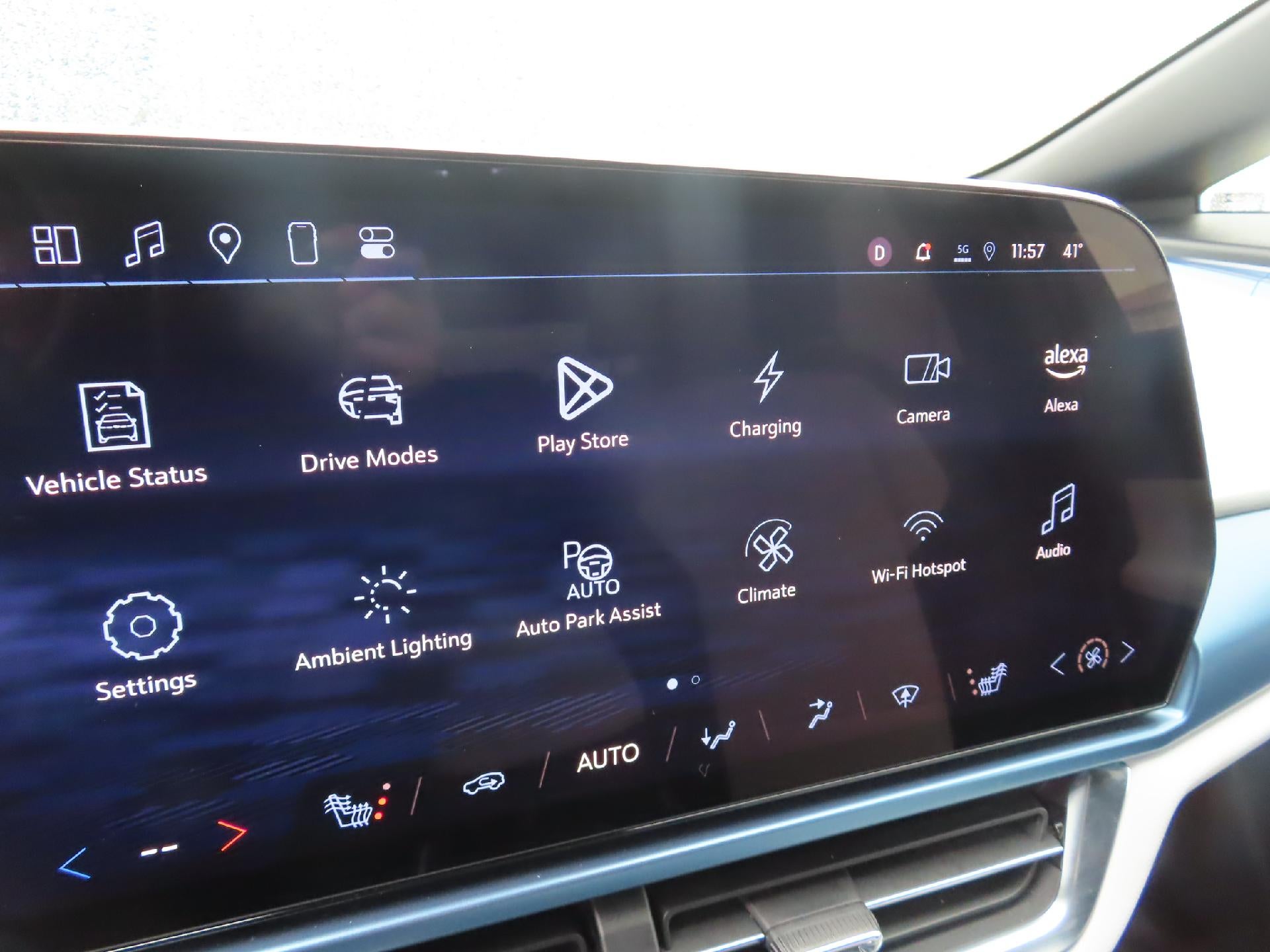 2024 Chevrolet Equinox EV Base