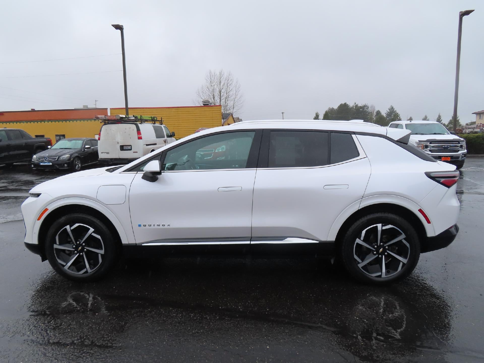 2024 Chevrolet Equinox EV LT