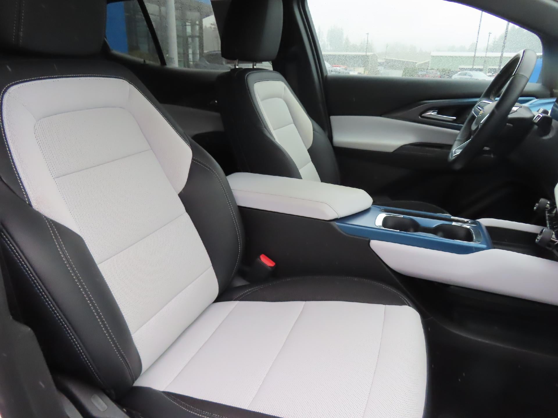 2024 Chevrolet Equinox EV Base