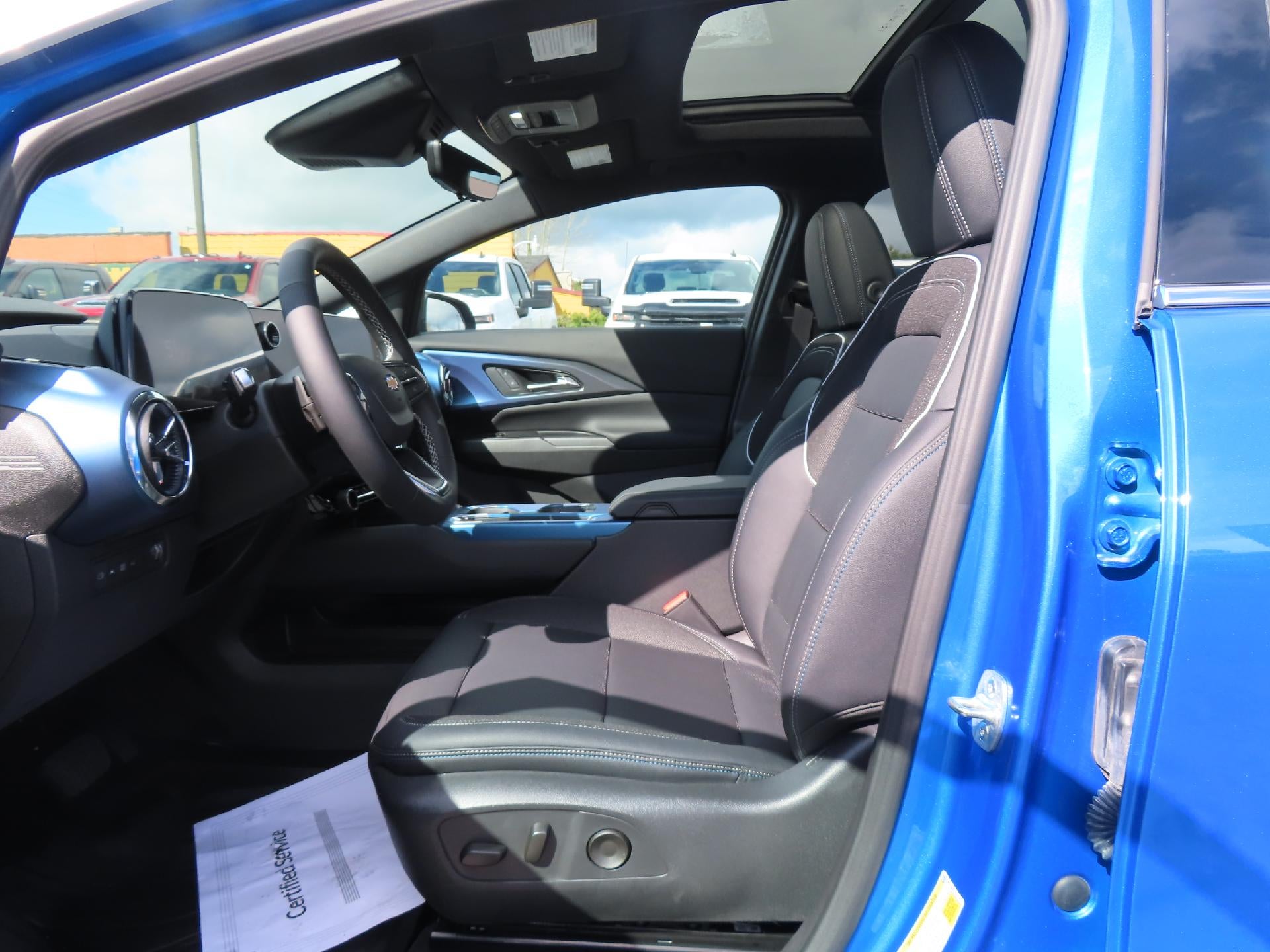 2025 Chevrolet Equinox EV LT