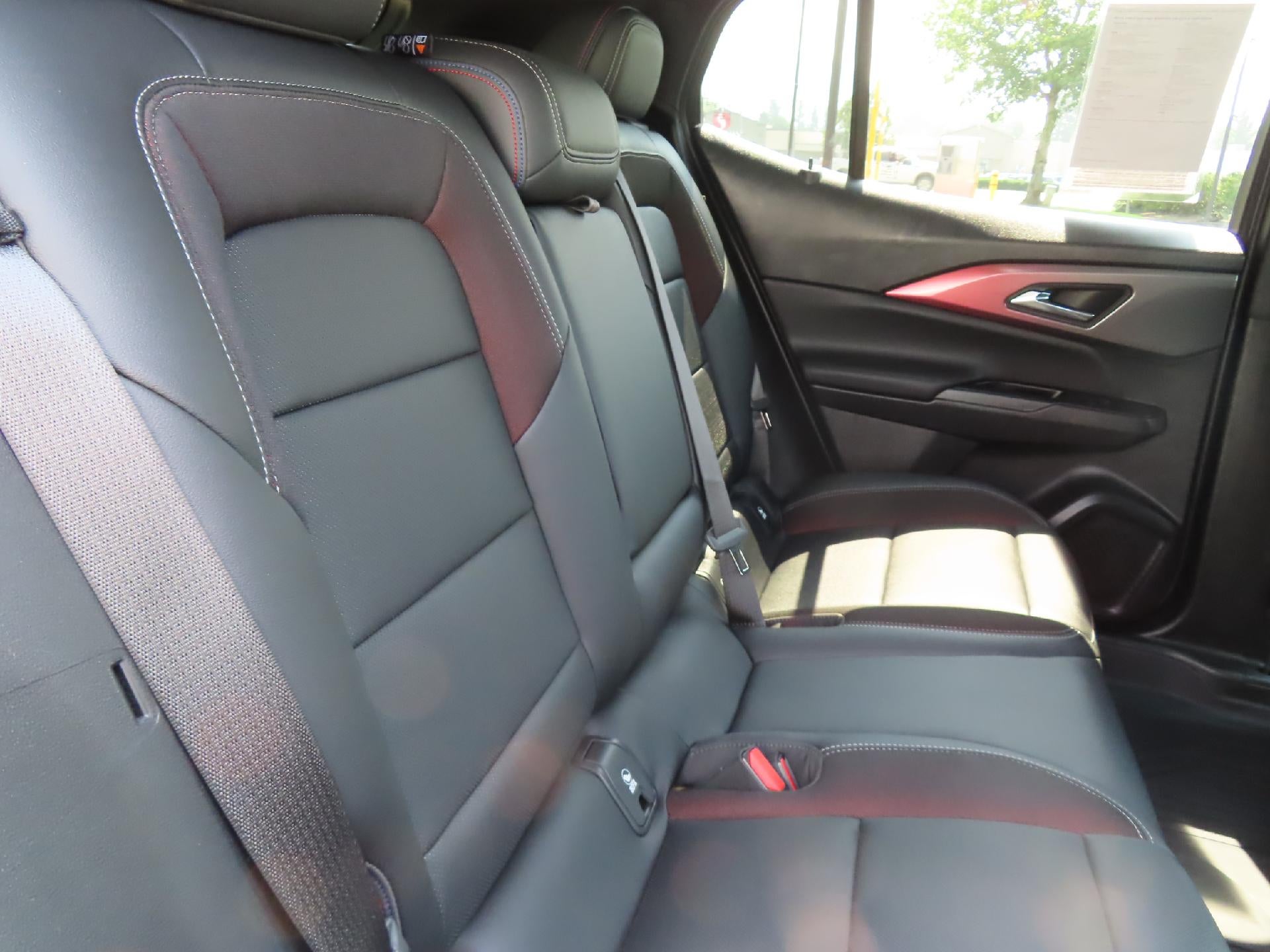 2025 Chevrolet Equinox EV RS