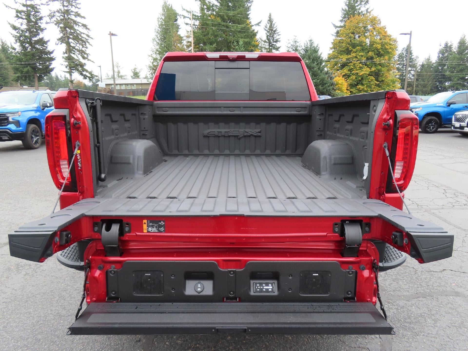 2024 GMC Sierra 1500 AT4X