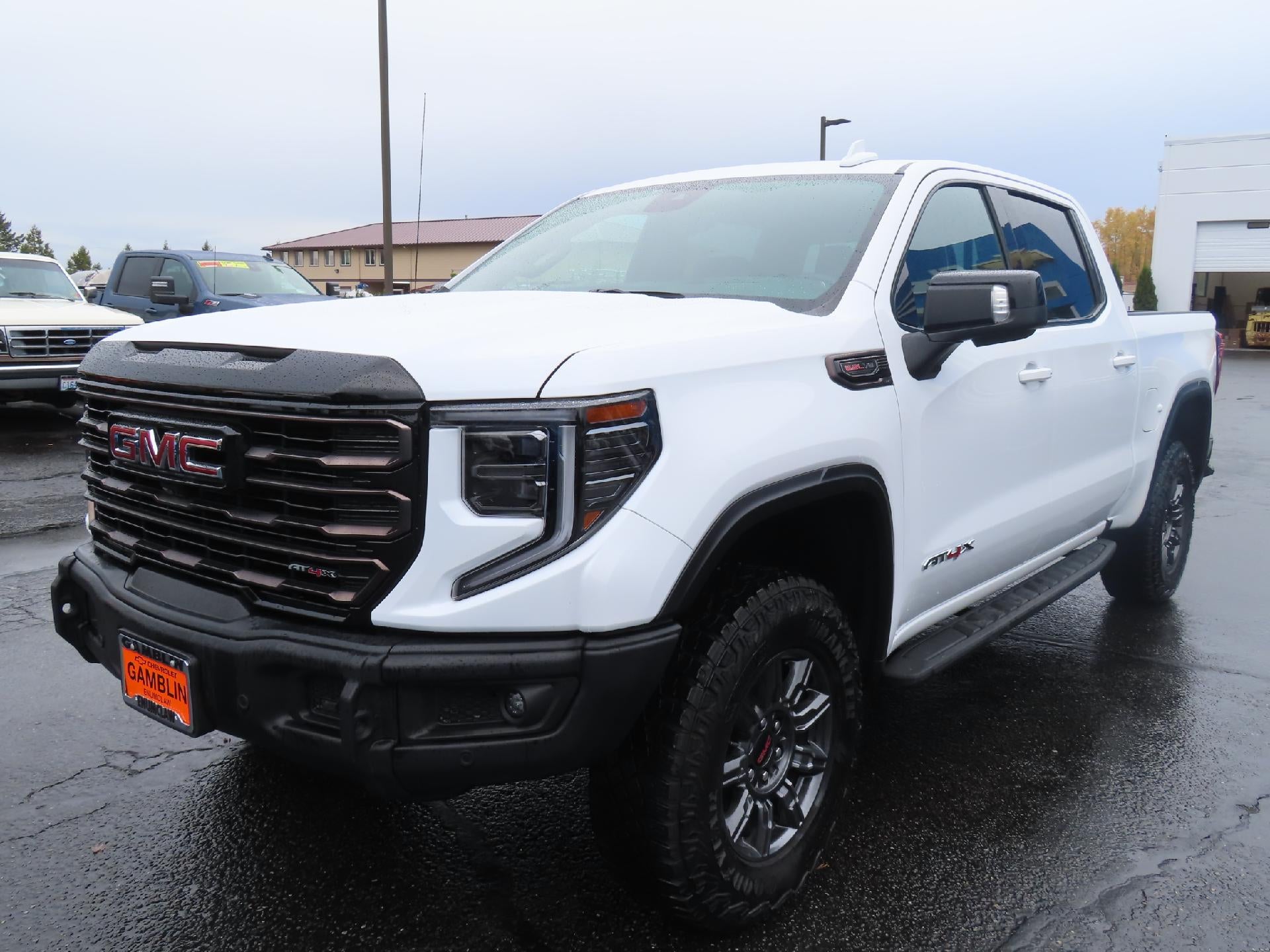 2024 GMC Sierra 1500 AT4X