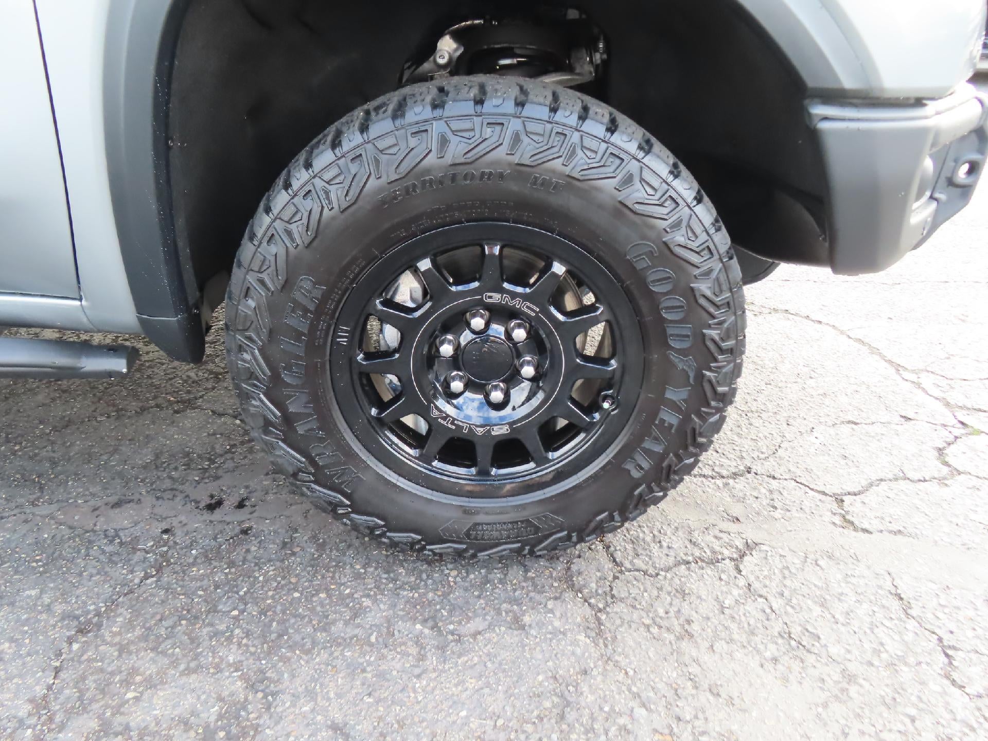 2023 GMC Sierra 1500 AT4X