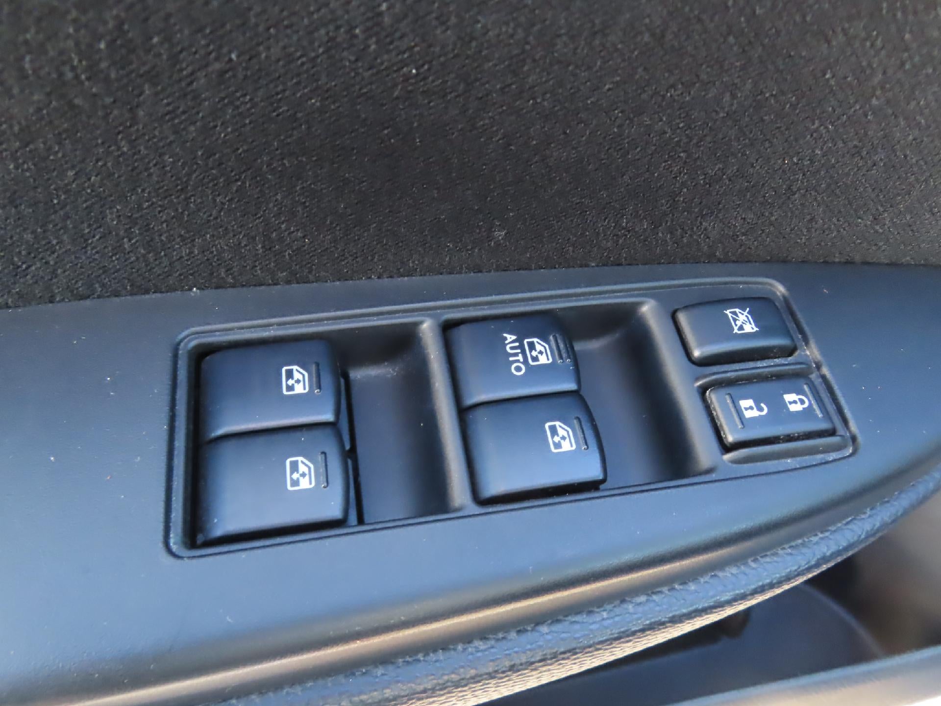 2013 Subaru Legacy 2.5i