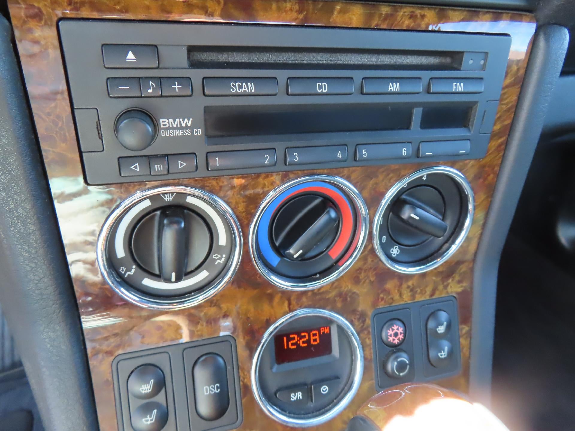 2002 BMW Z3 2.5i