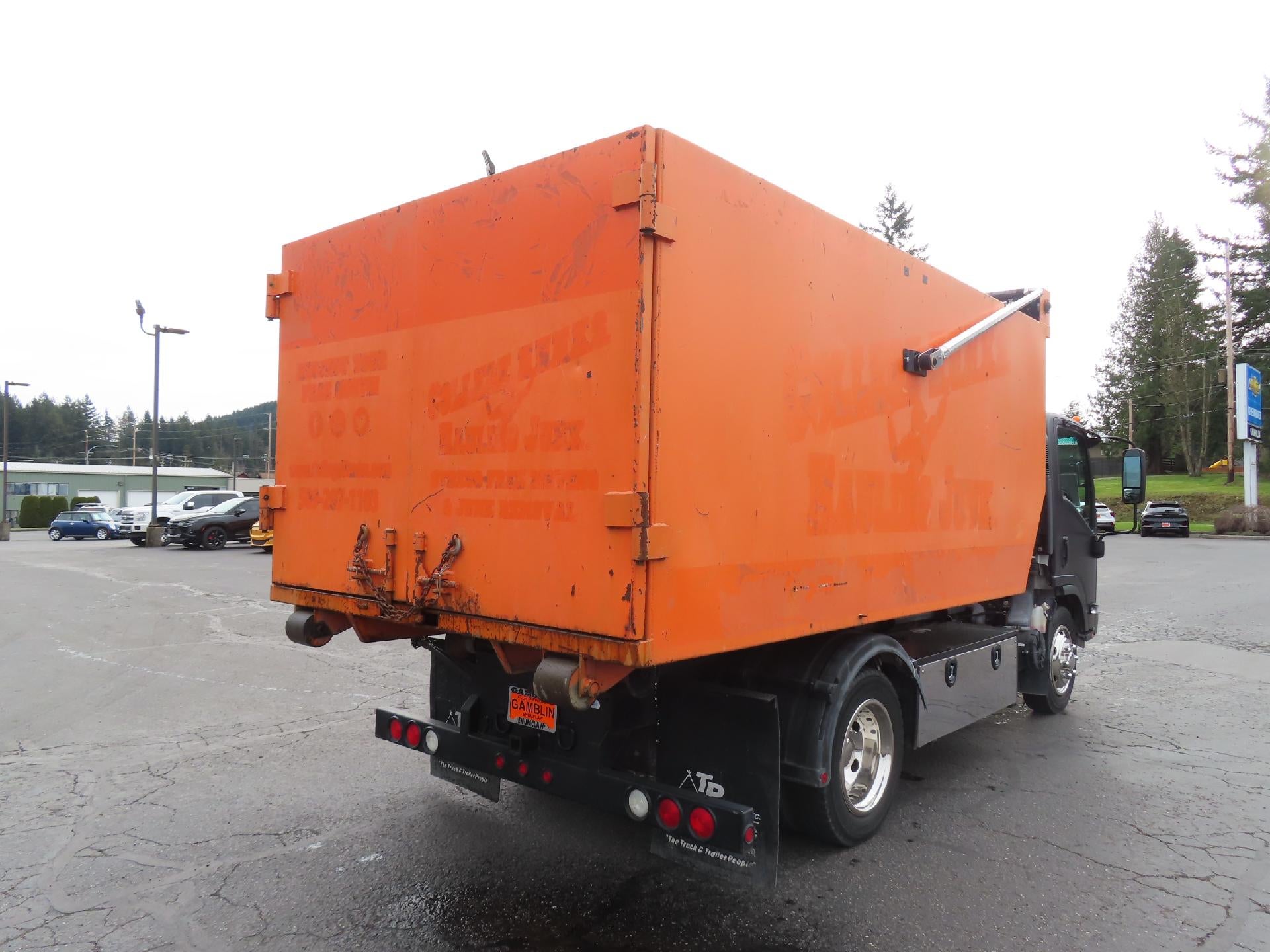 2017 Isuzu NPR HD GAS REG Dump Bed