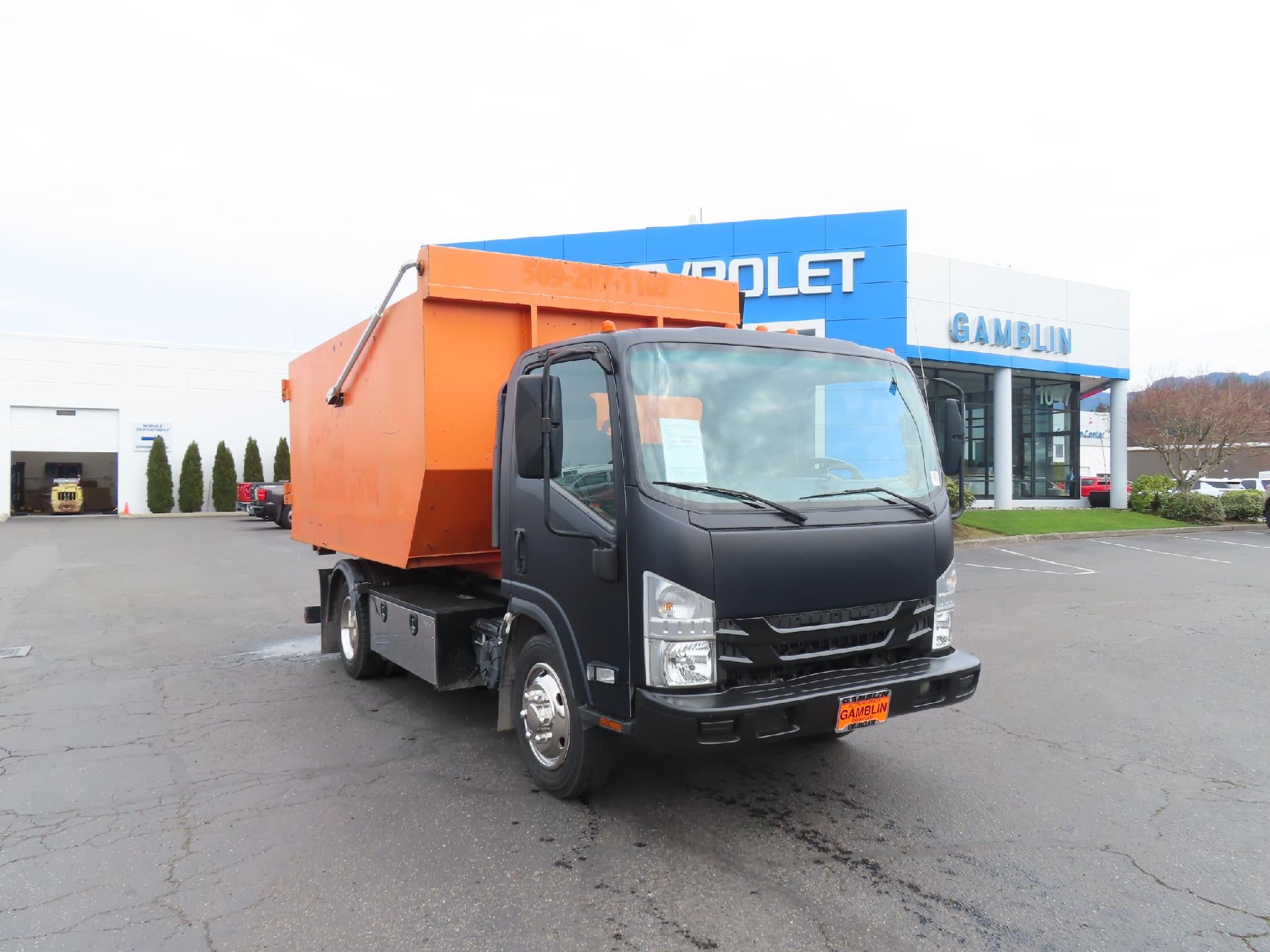 2017 Isuzu NPR HD GAS REG Dump Bed