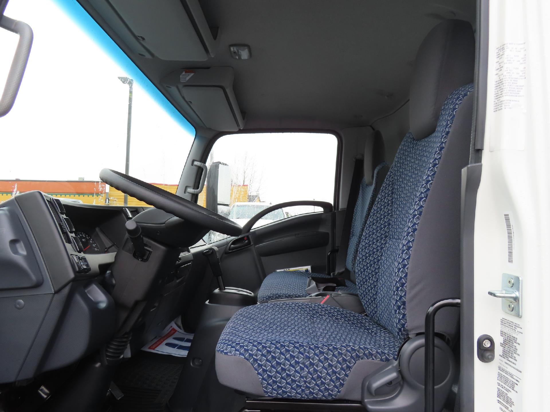 2025 Chevrolet Low Cab Forward 4500 BASE