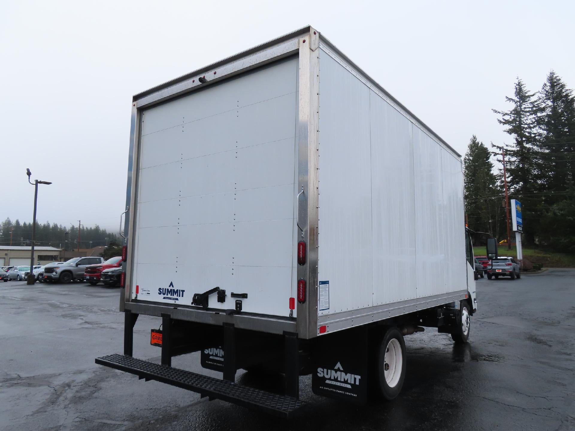 2025 Chevrolet Low Cab Forward 4500 BASE