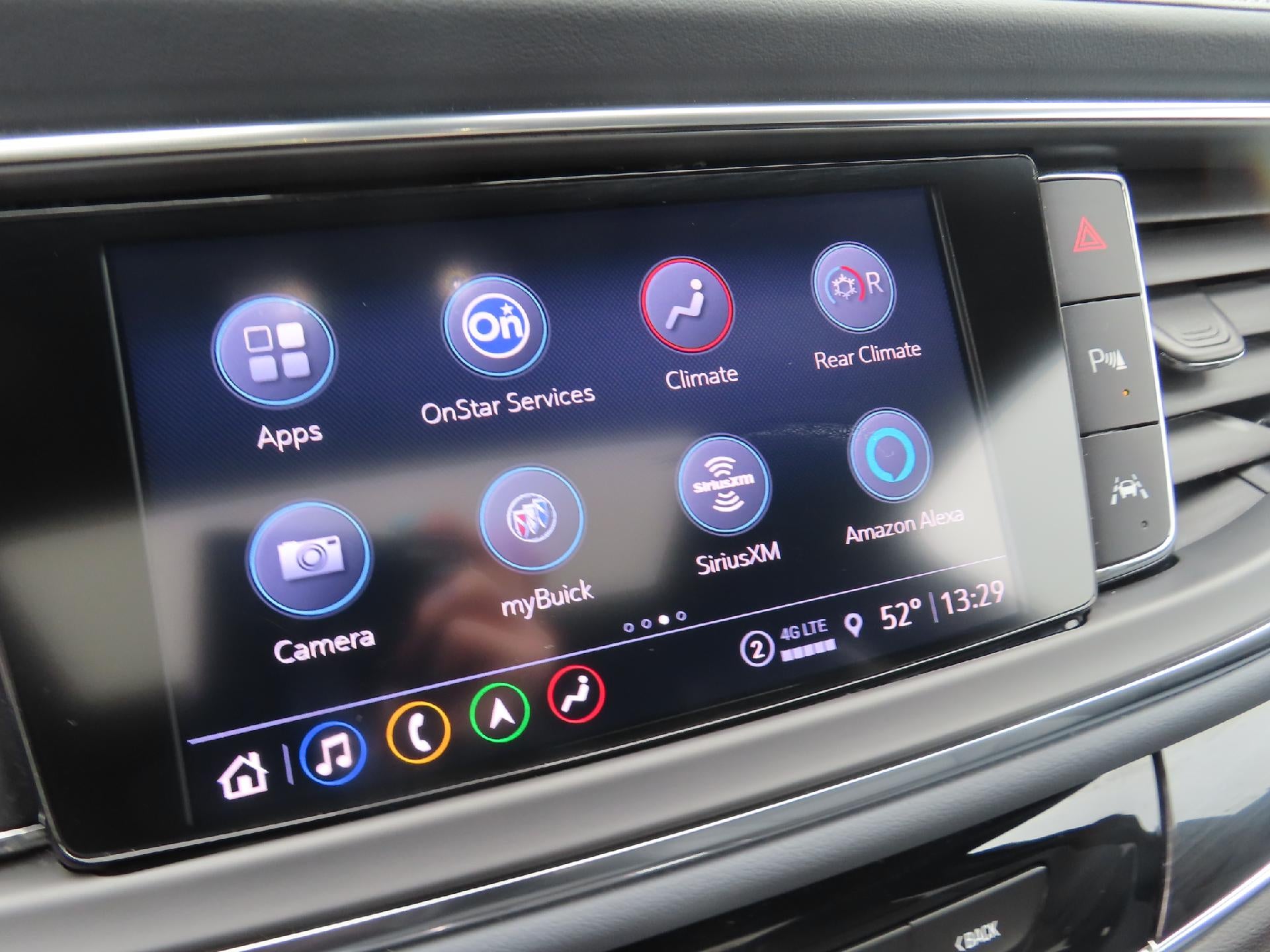 2022 Buick Enclave Essence