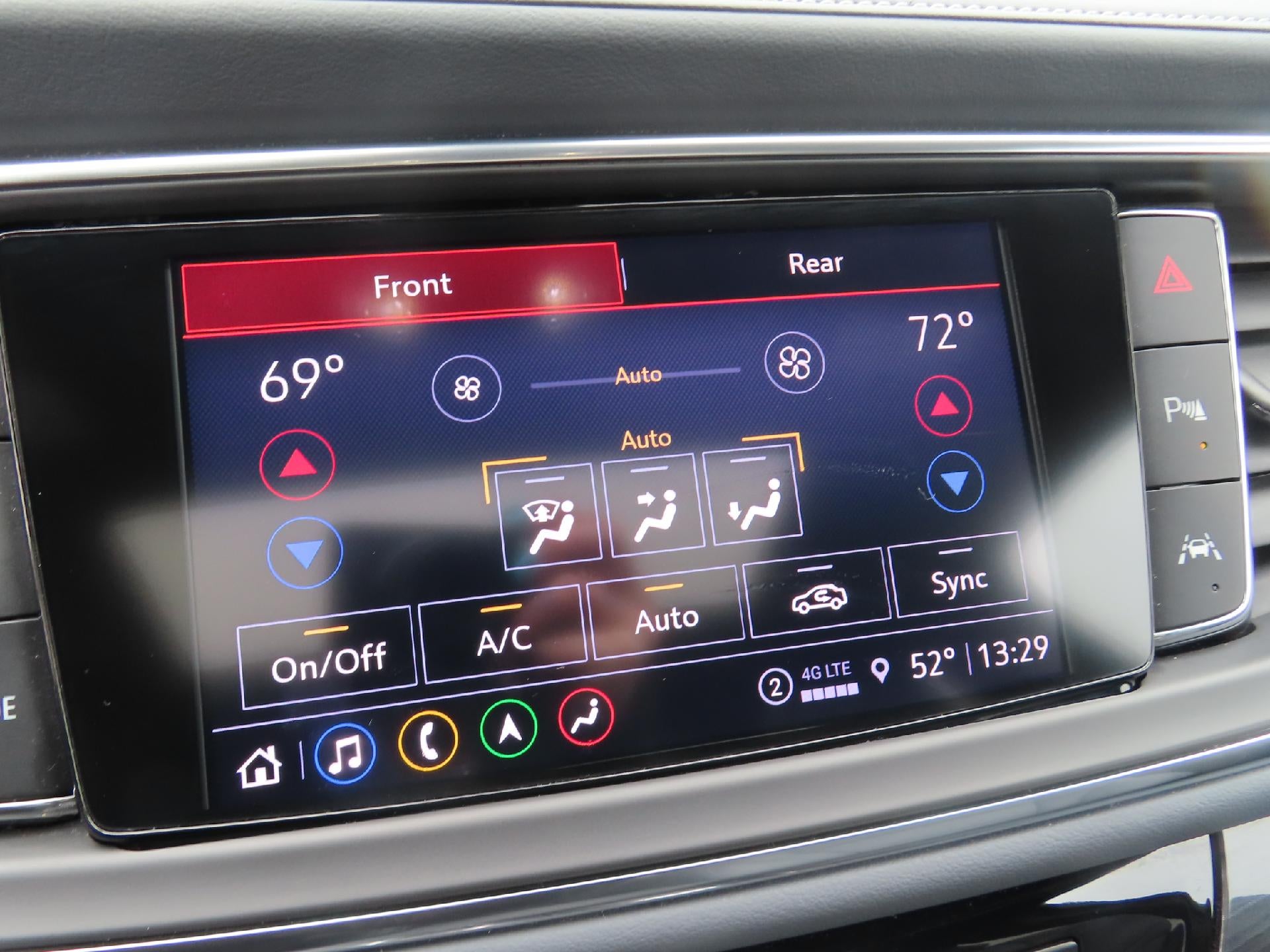 2022 Buick Enclave Essence